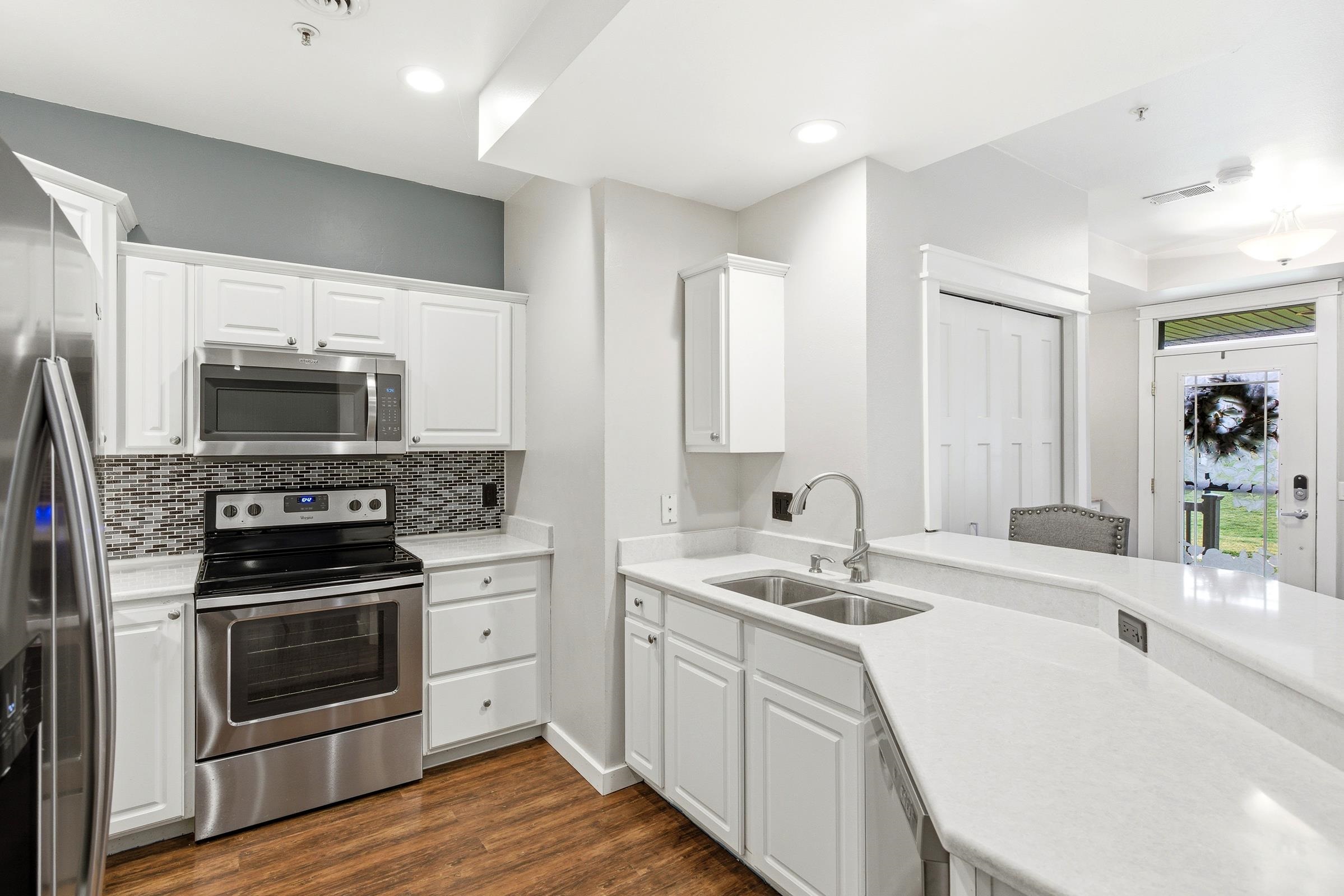 8275 Starr Grass Drive