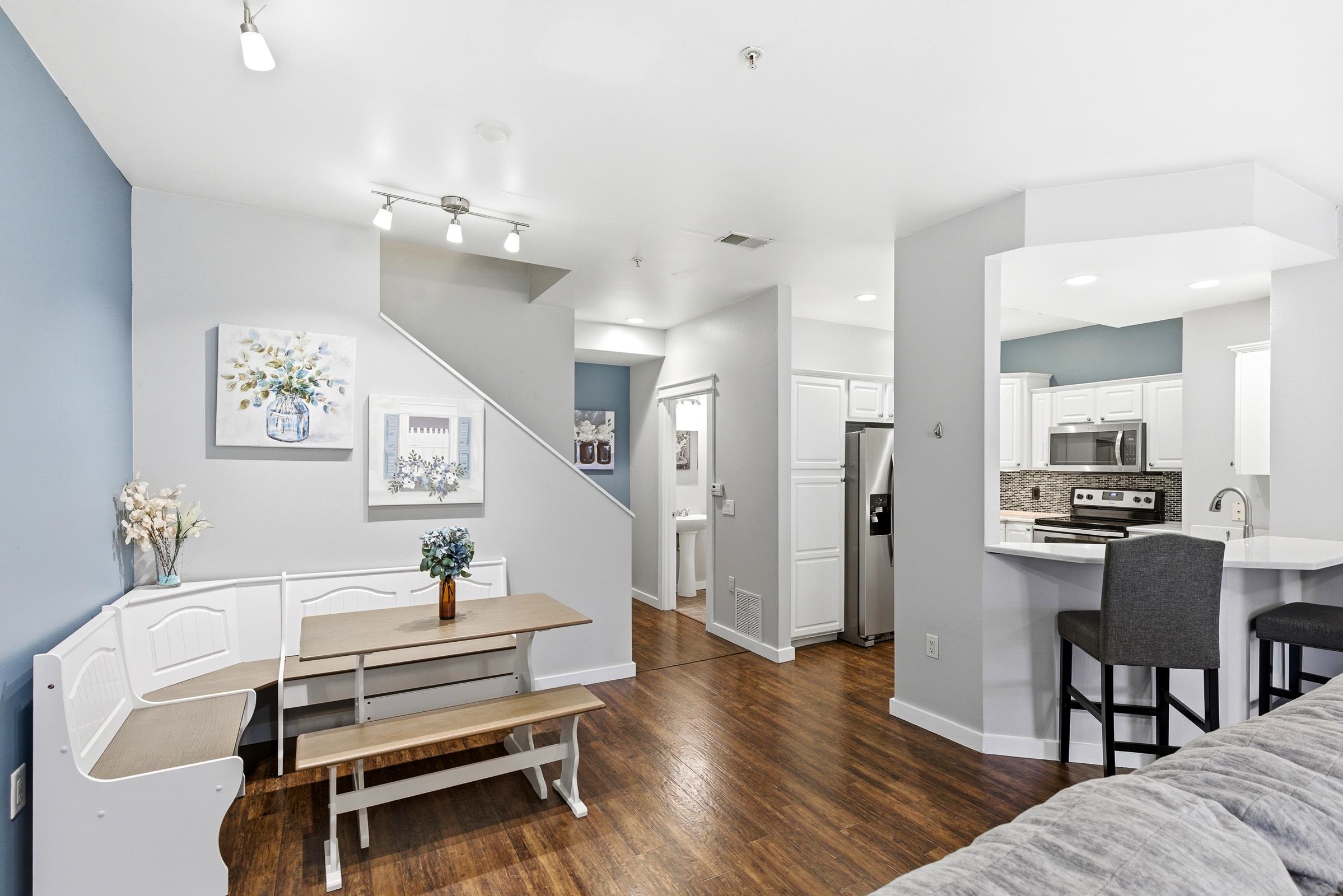 8275 Starr Grass Drive