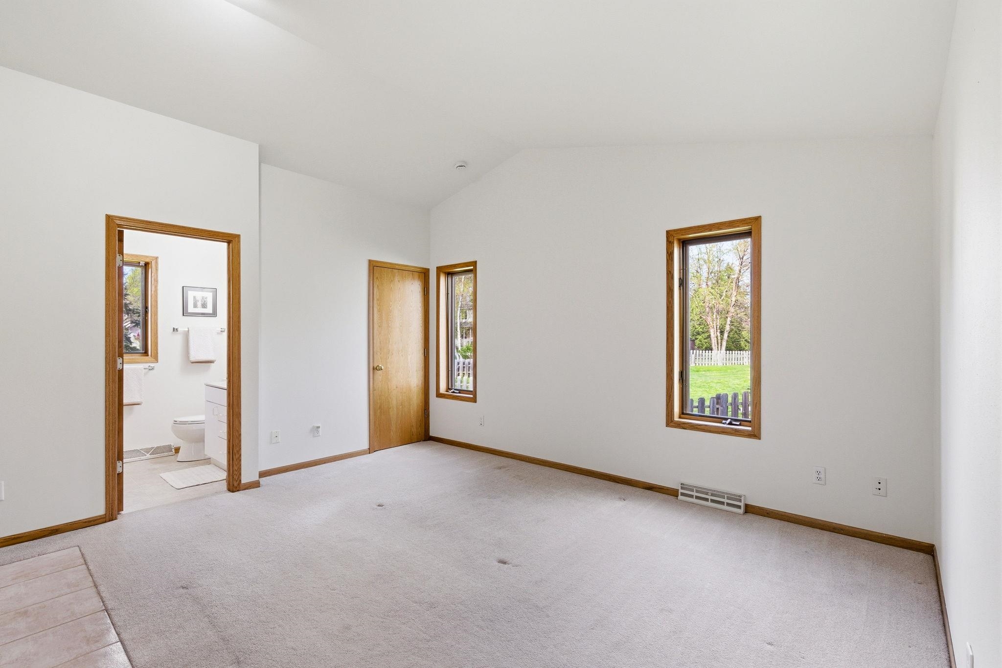 9 Booth Bay Circle