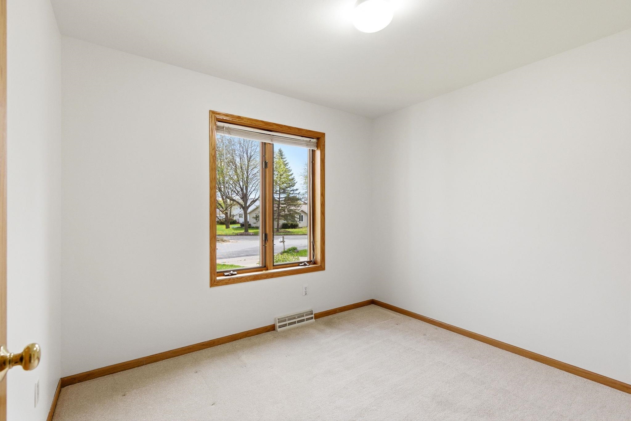 9 Booth Bay Circle