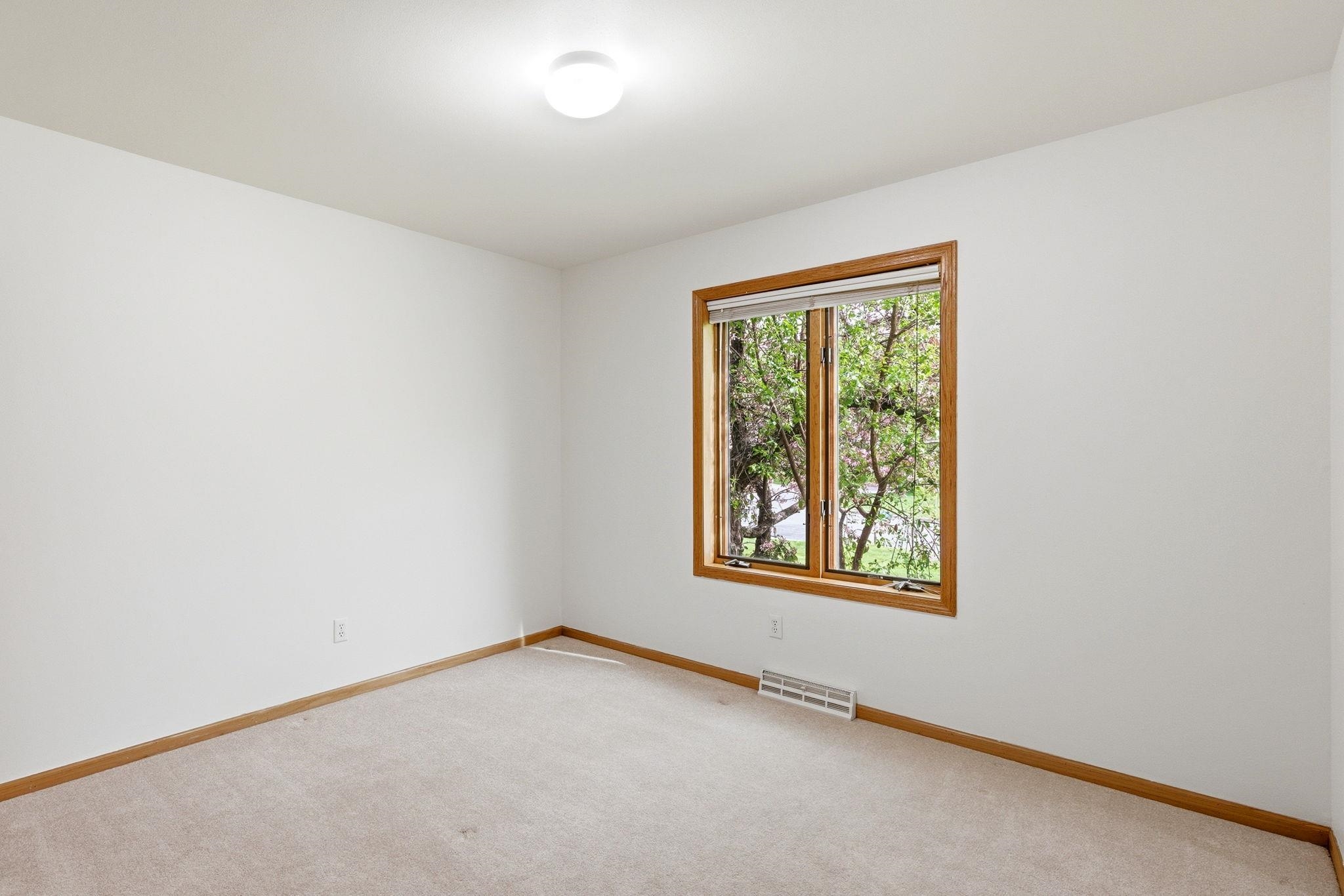 9 Booth Bay Circle