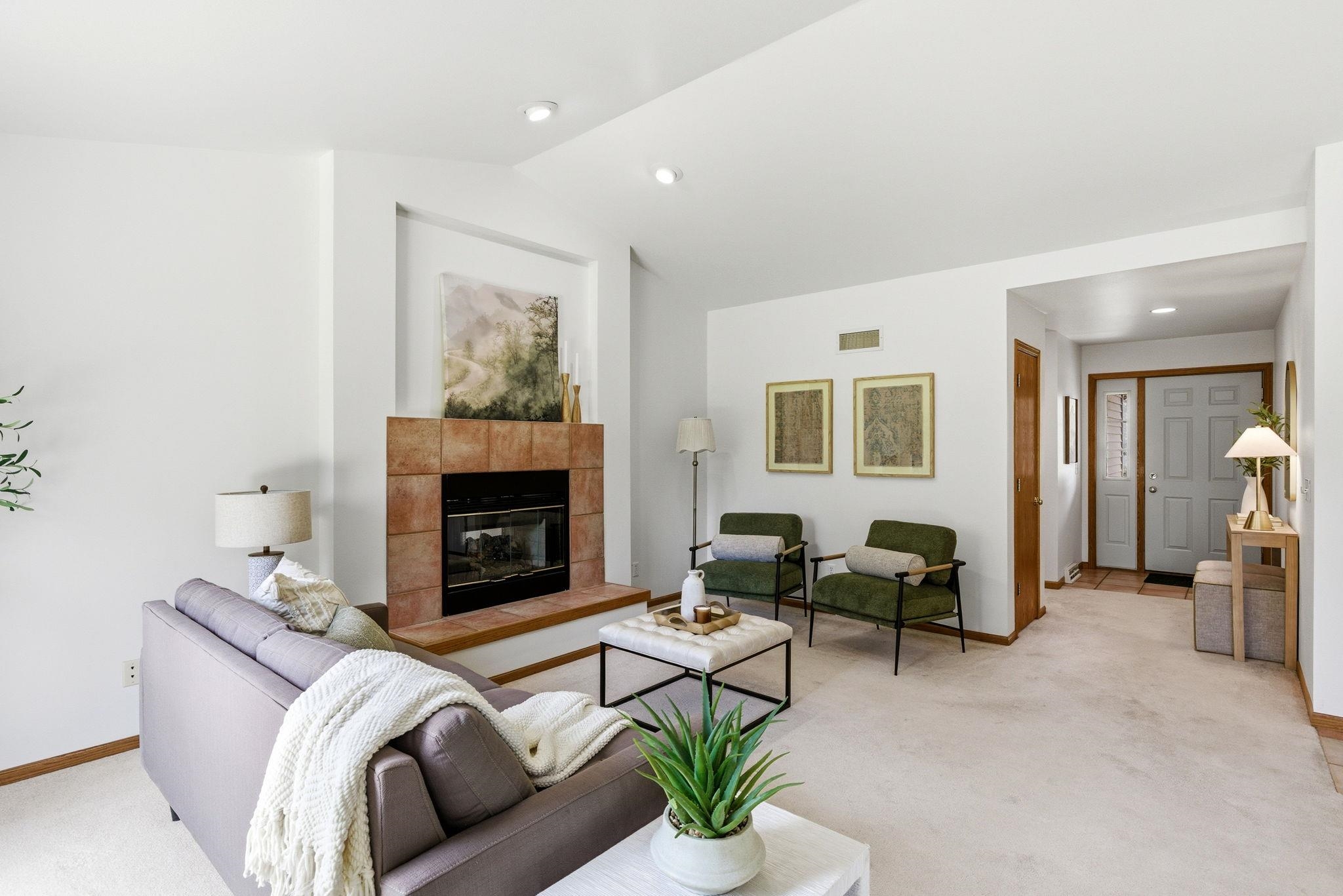 9 Booth Bay Circle
