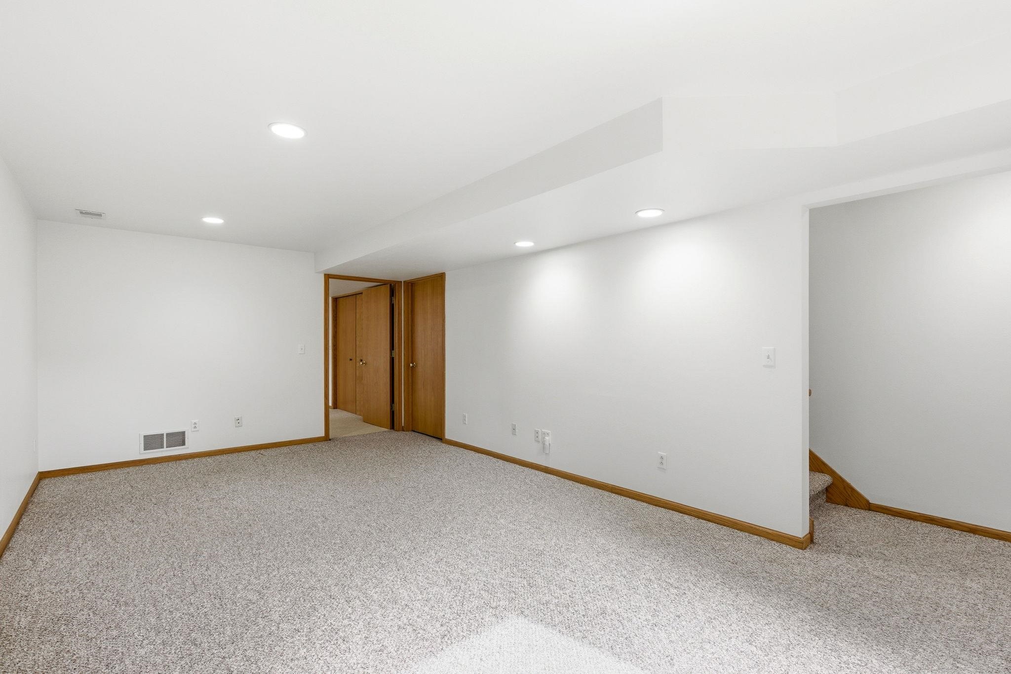9 Booth Bay Circle