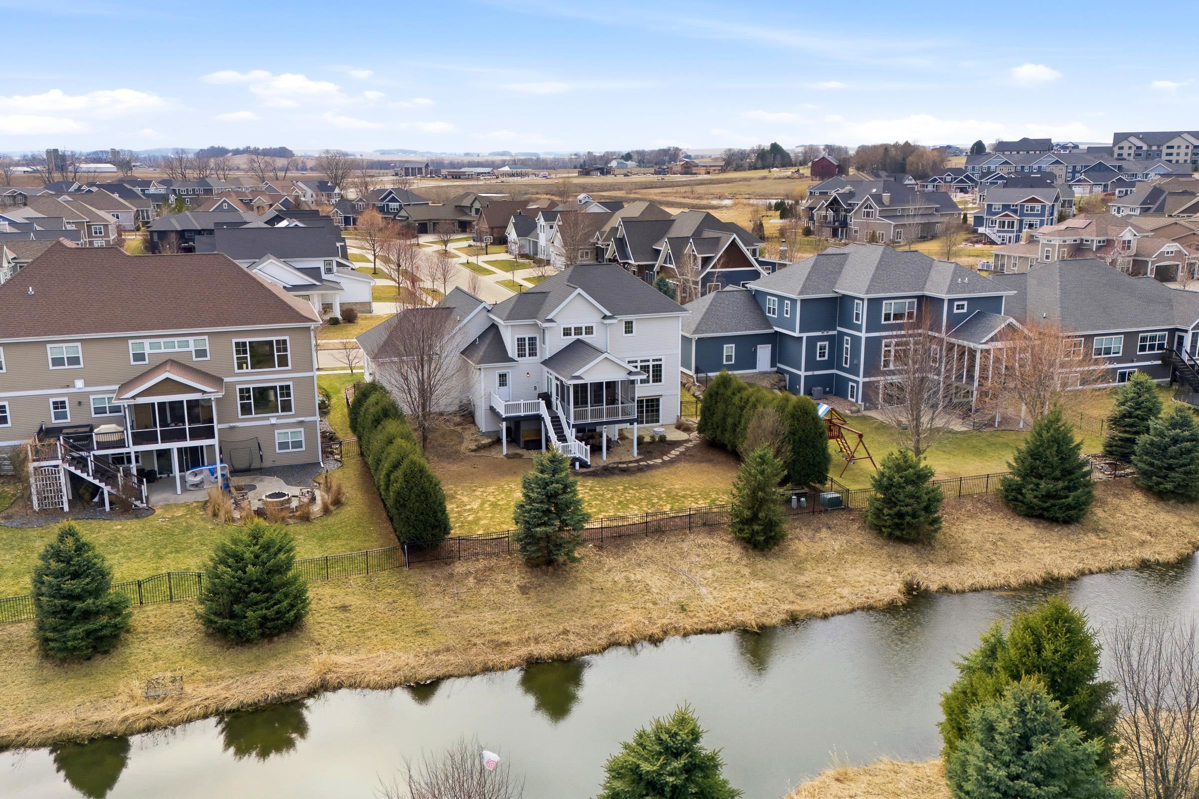 2505 Genevieve Way