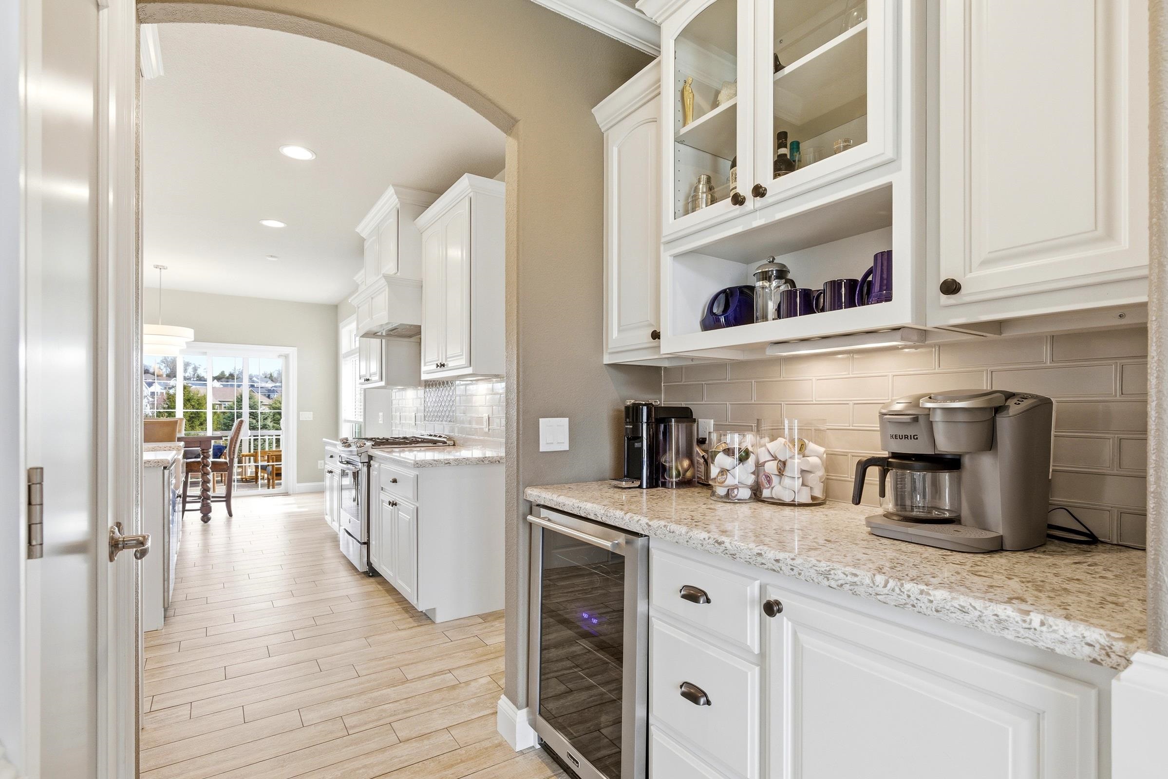 2505 Genevieve Way