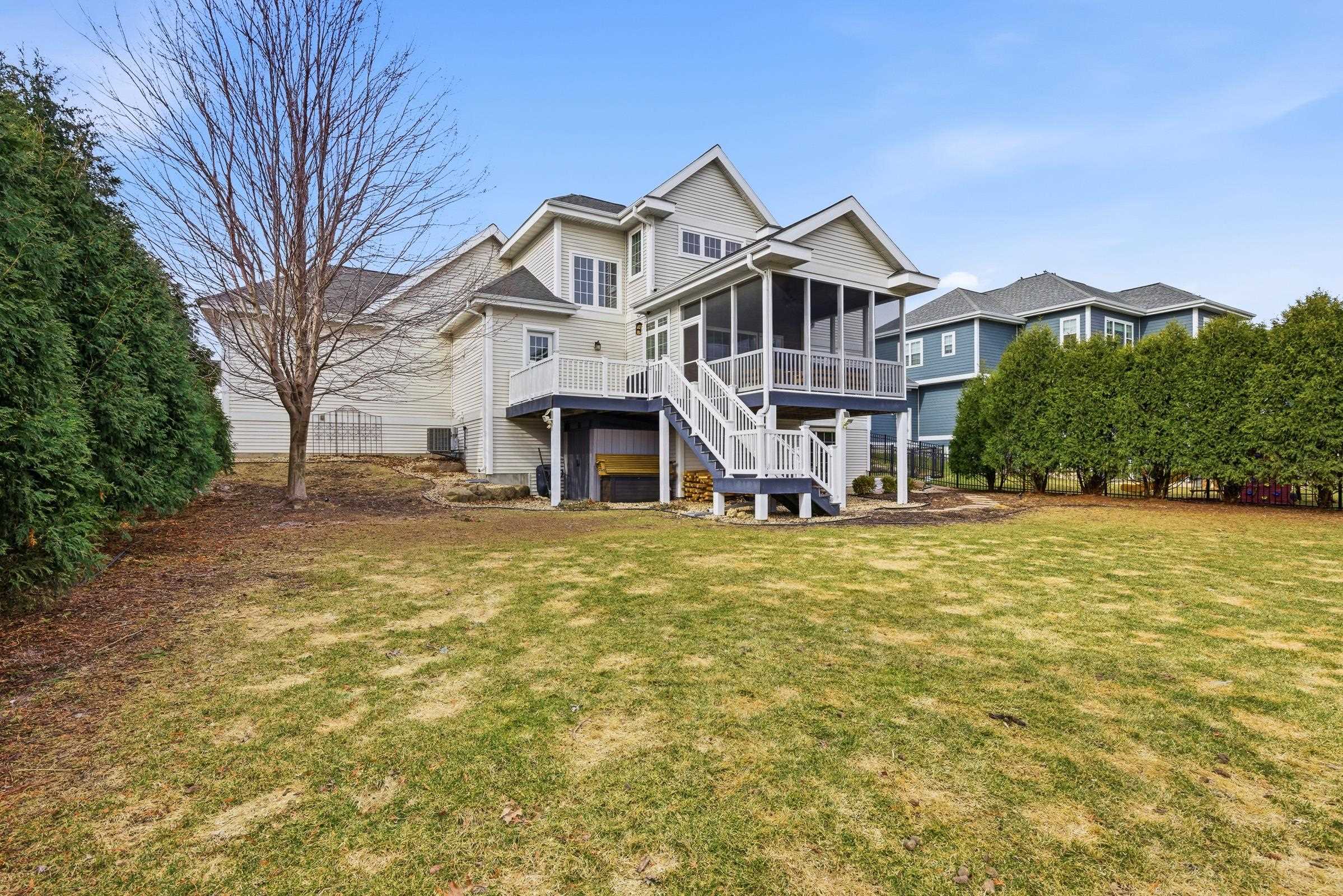 2505 Genevieve Way
