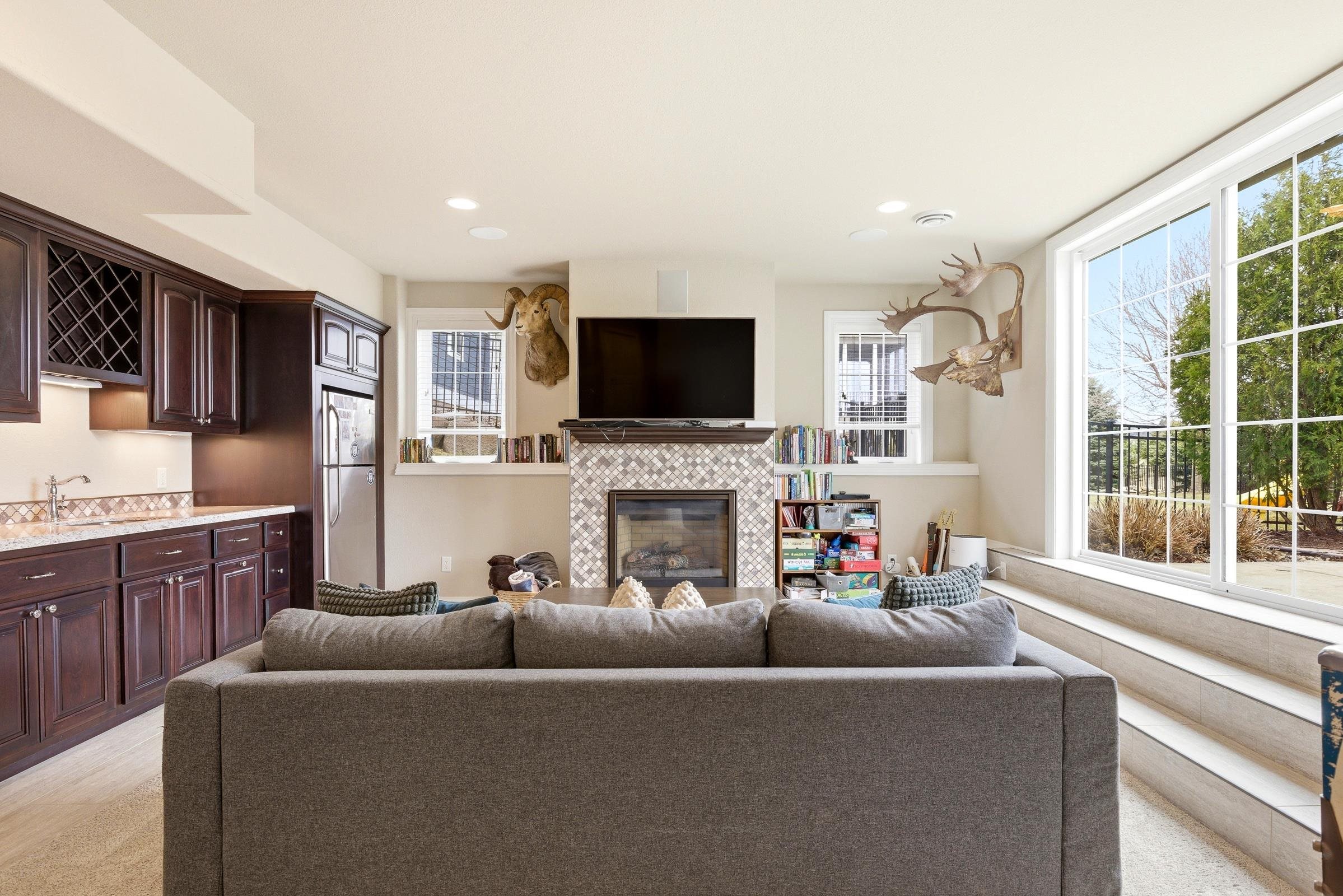 2505 Genevieve Way