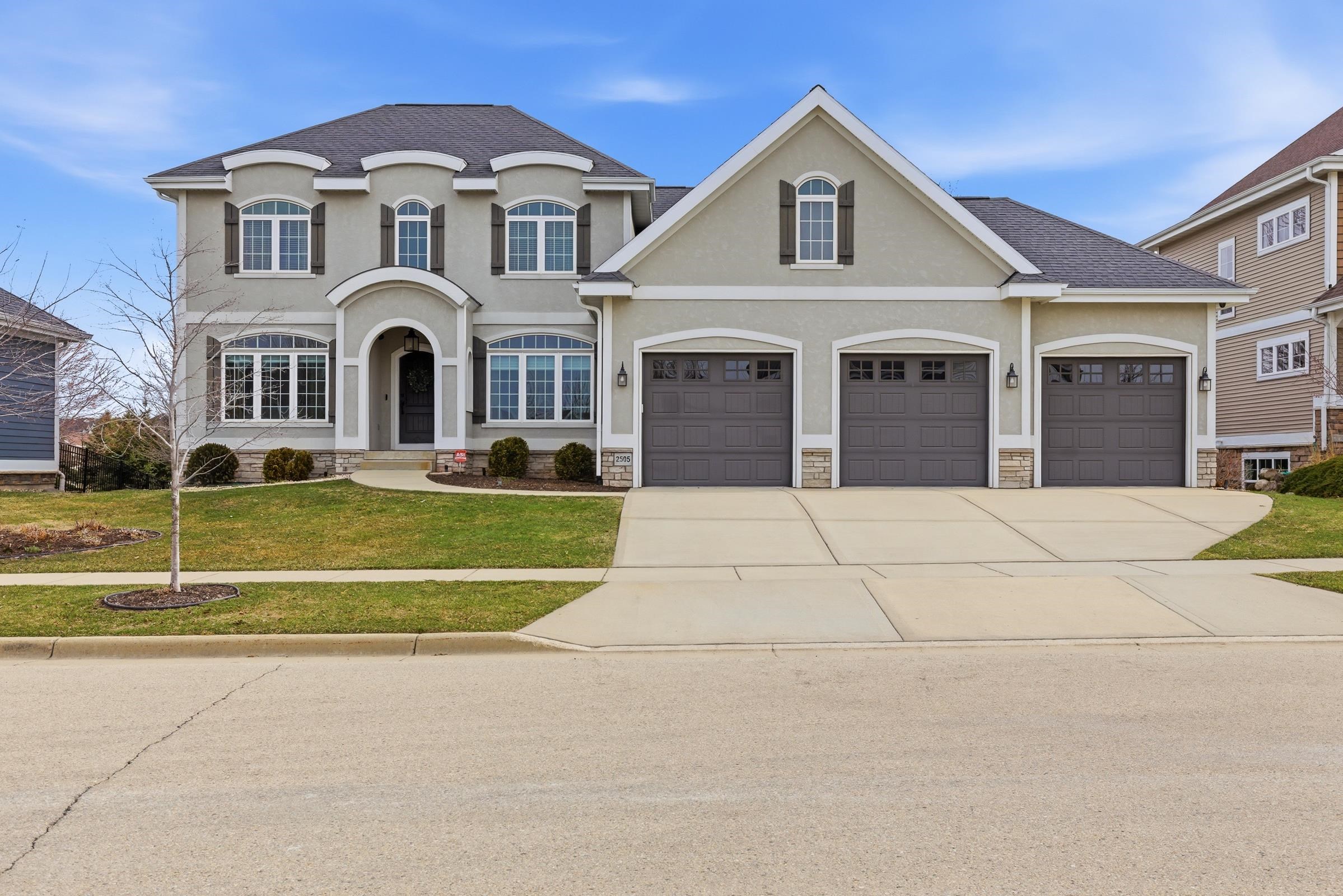 2505 Genevieve Way