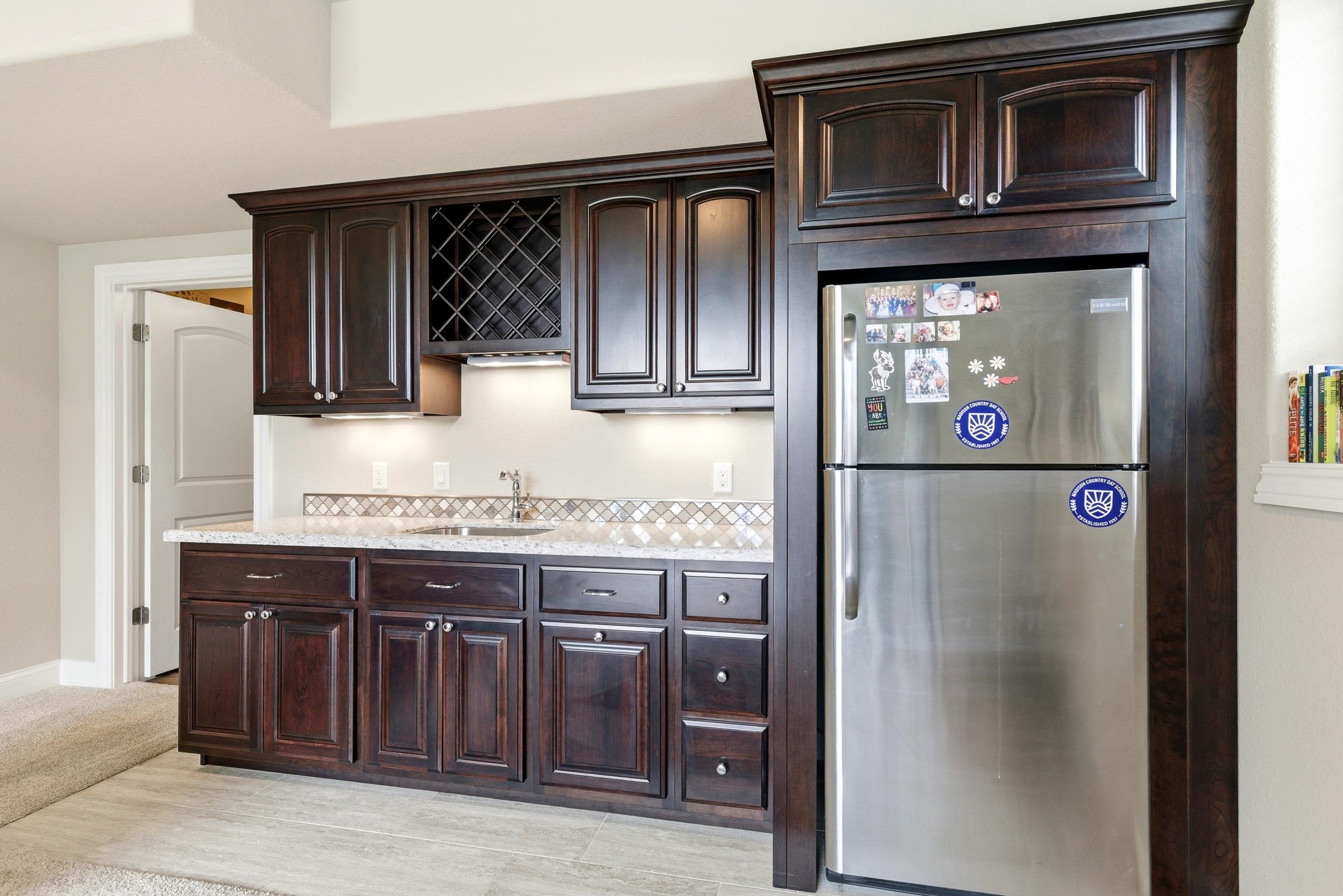 2505 Genevieve Way