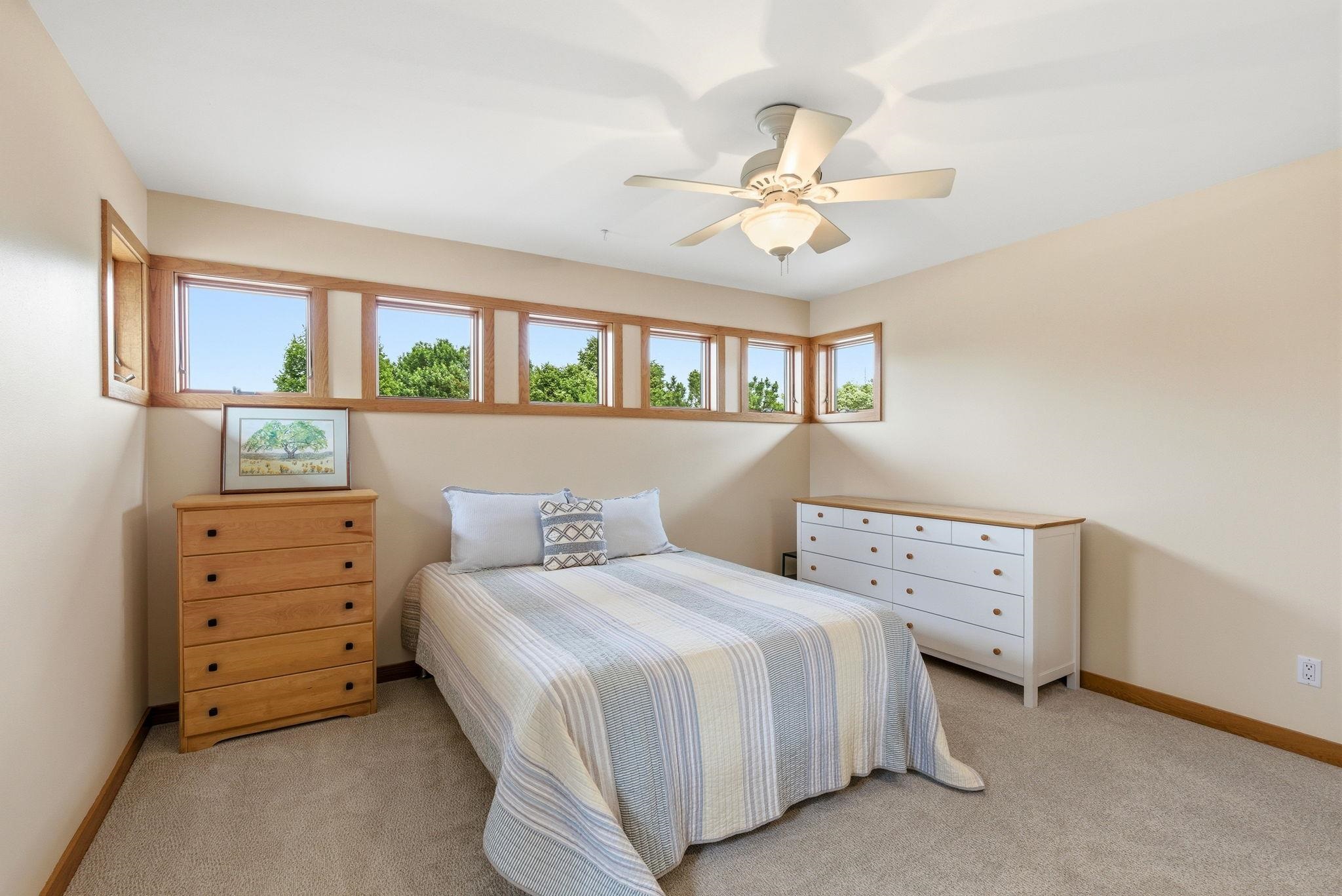 8901 Timber Wolf Trail