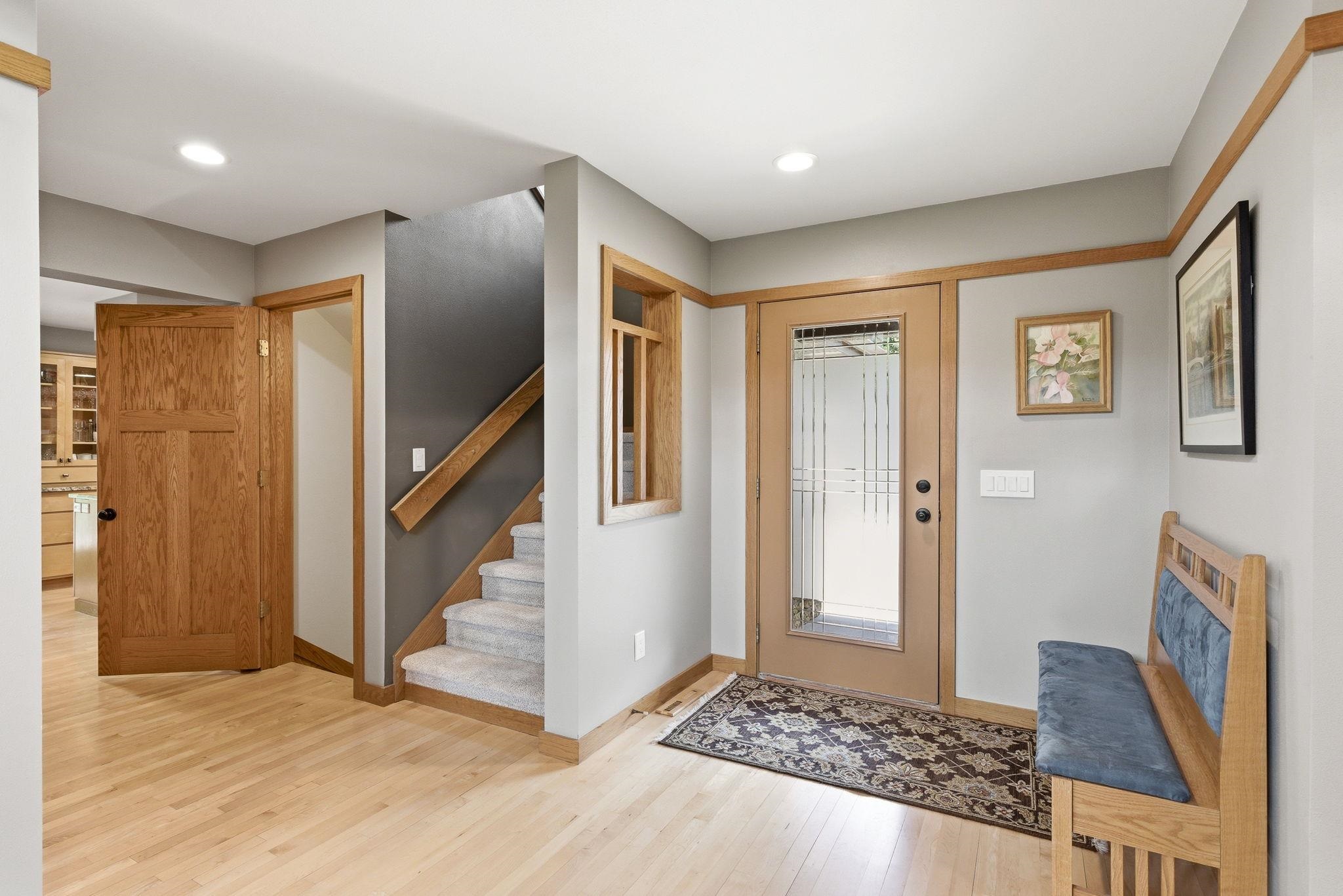 8901 Timber Wolf Trail