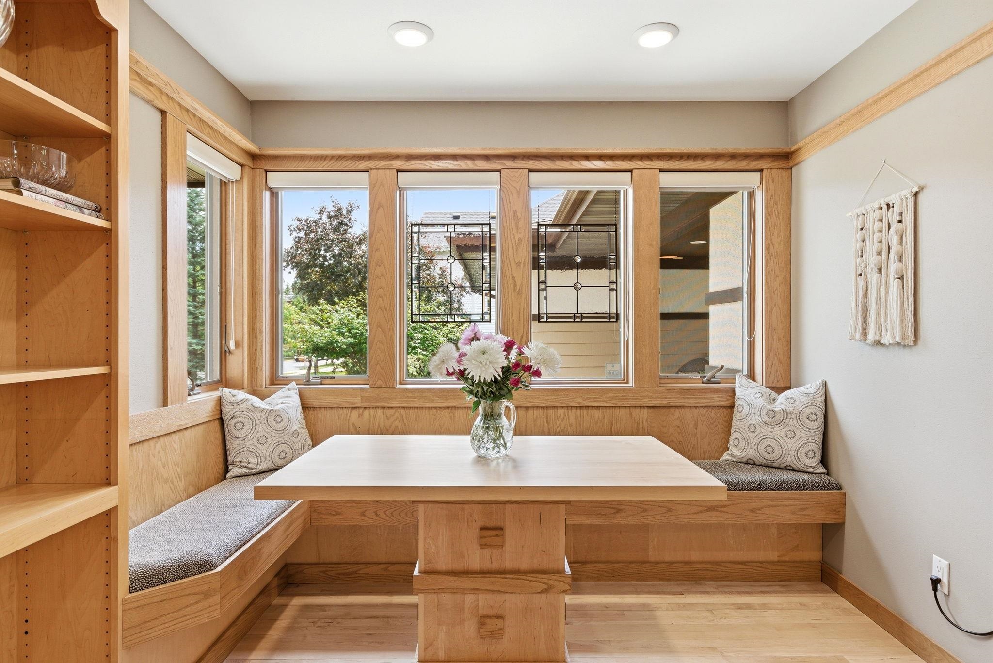 8901 Timber Wolf Trail