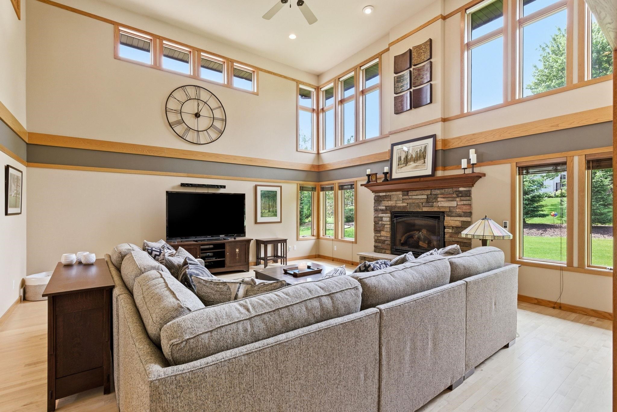8901 Timber Wolf Trail