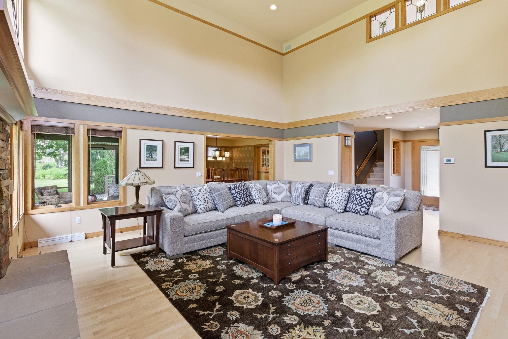 8901 Timber Wolf Trail