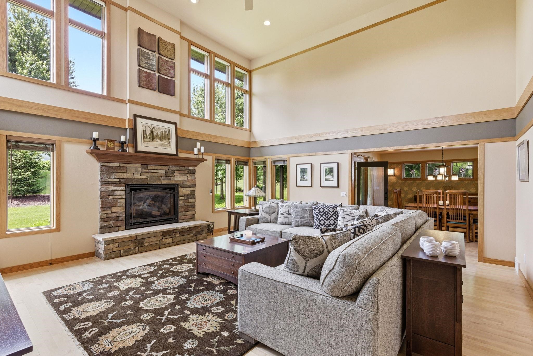 8901 Timber Wolf Trail