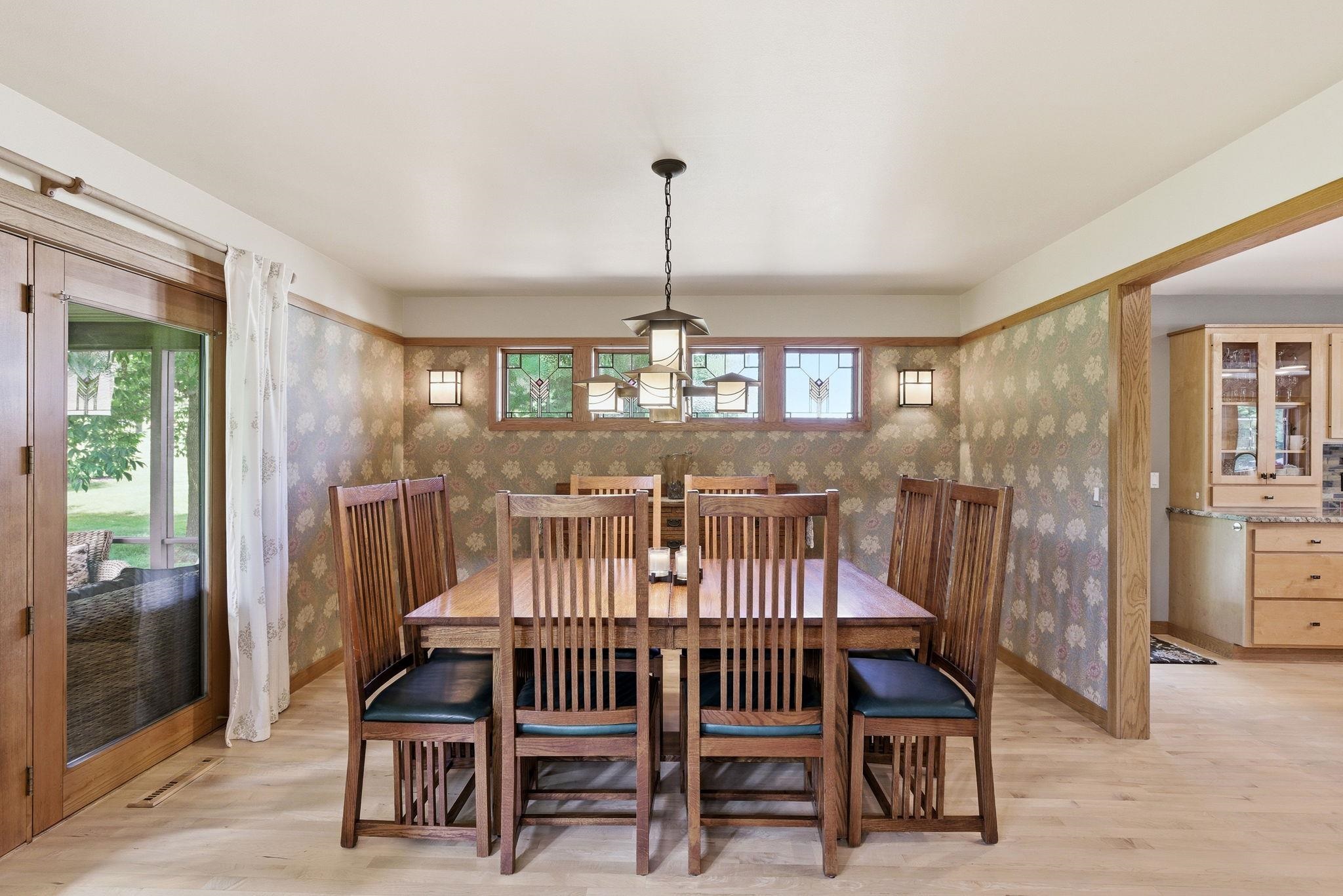 8901 Timber Wolf Trail