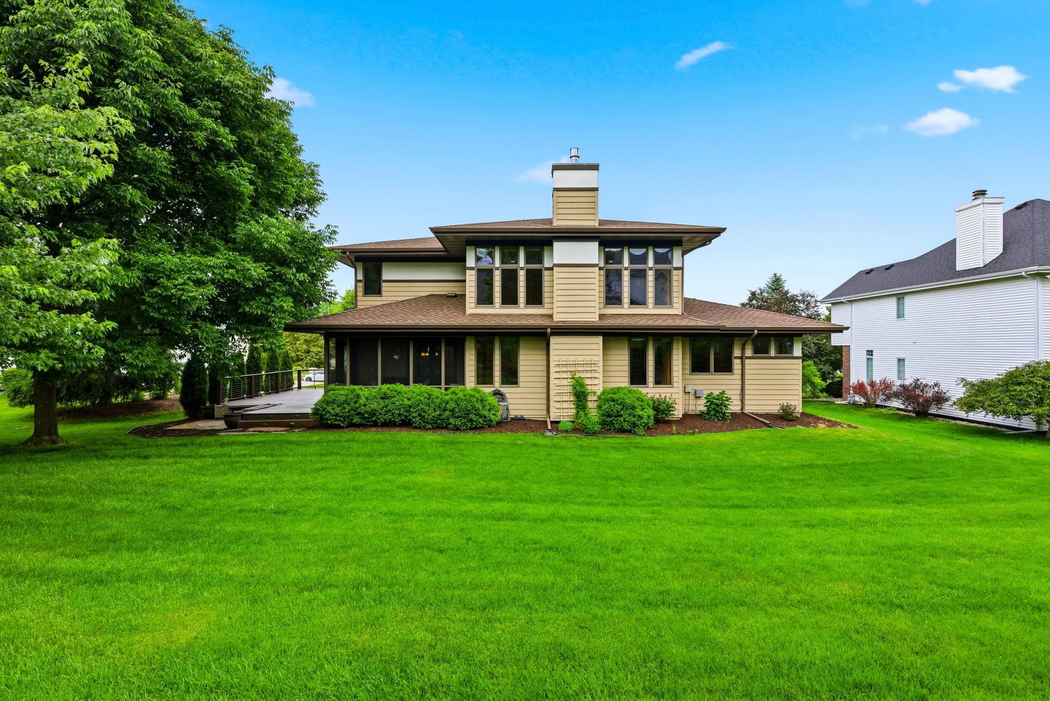 8901 Timber Wolf Trail