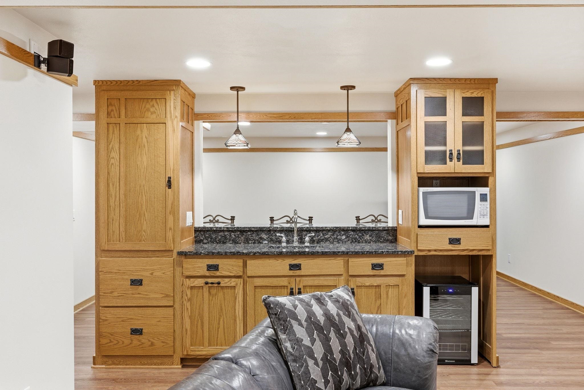 8901 Timber Wolf Trail