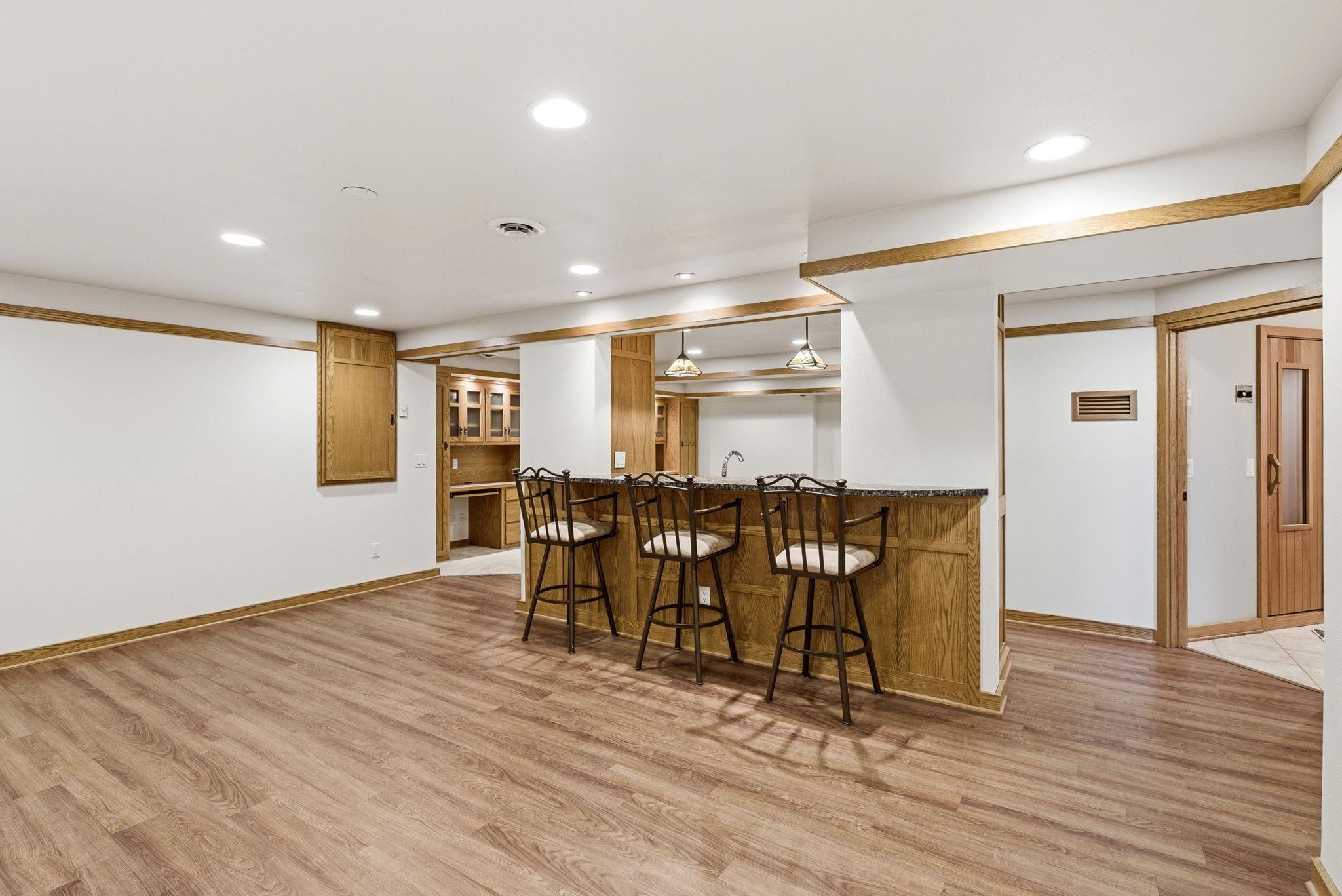 8901 Timber Wolf Trail