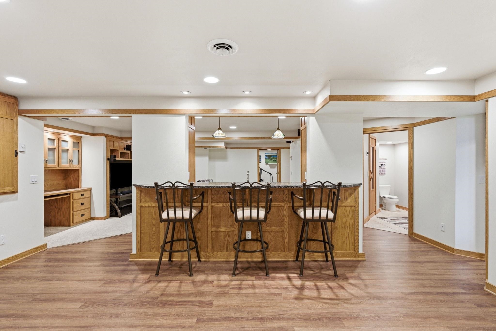 8901 Timber Wolf Trail