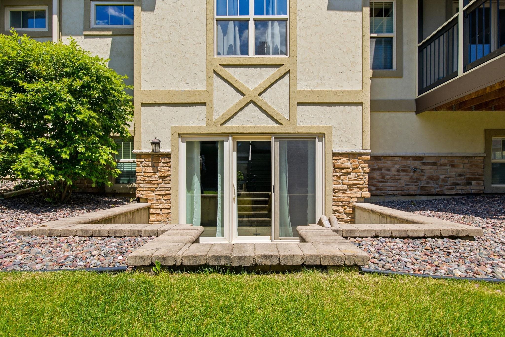 905 Castle Stone Pass
