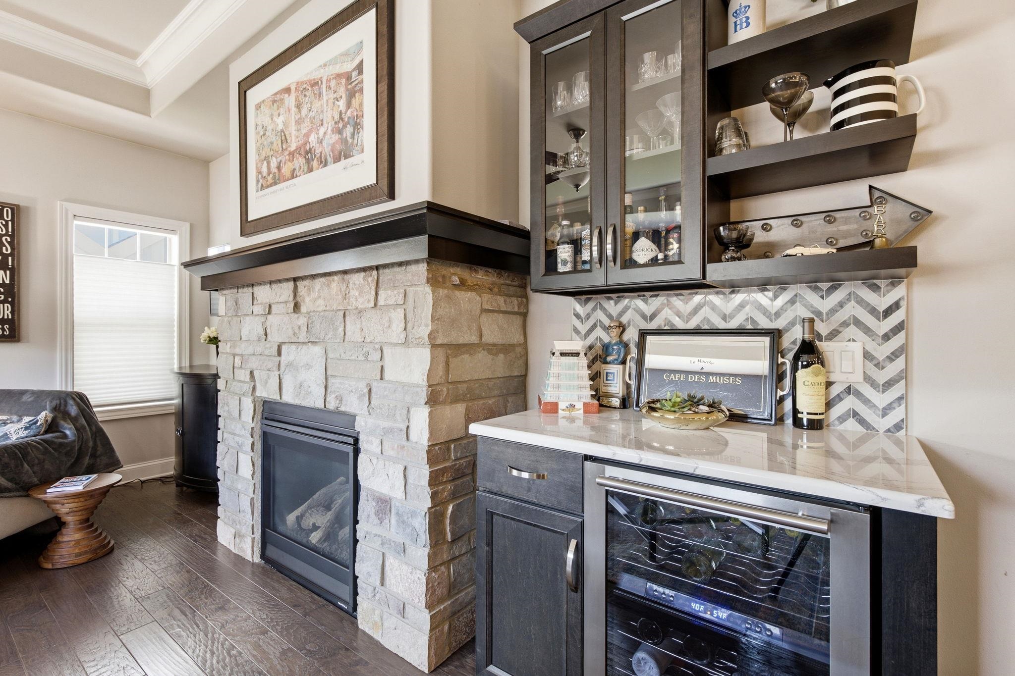 905 Castle Stone Pass