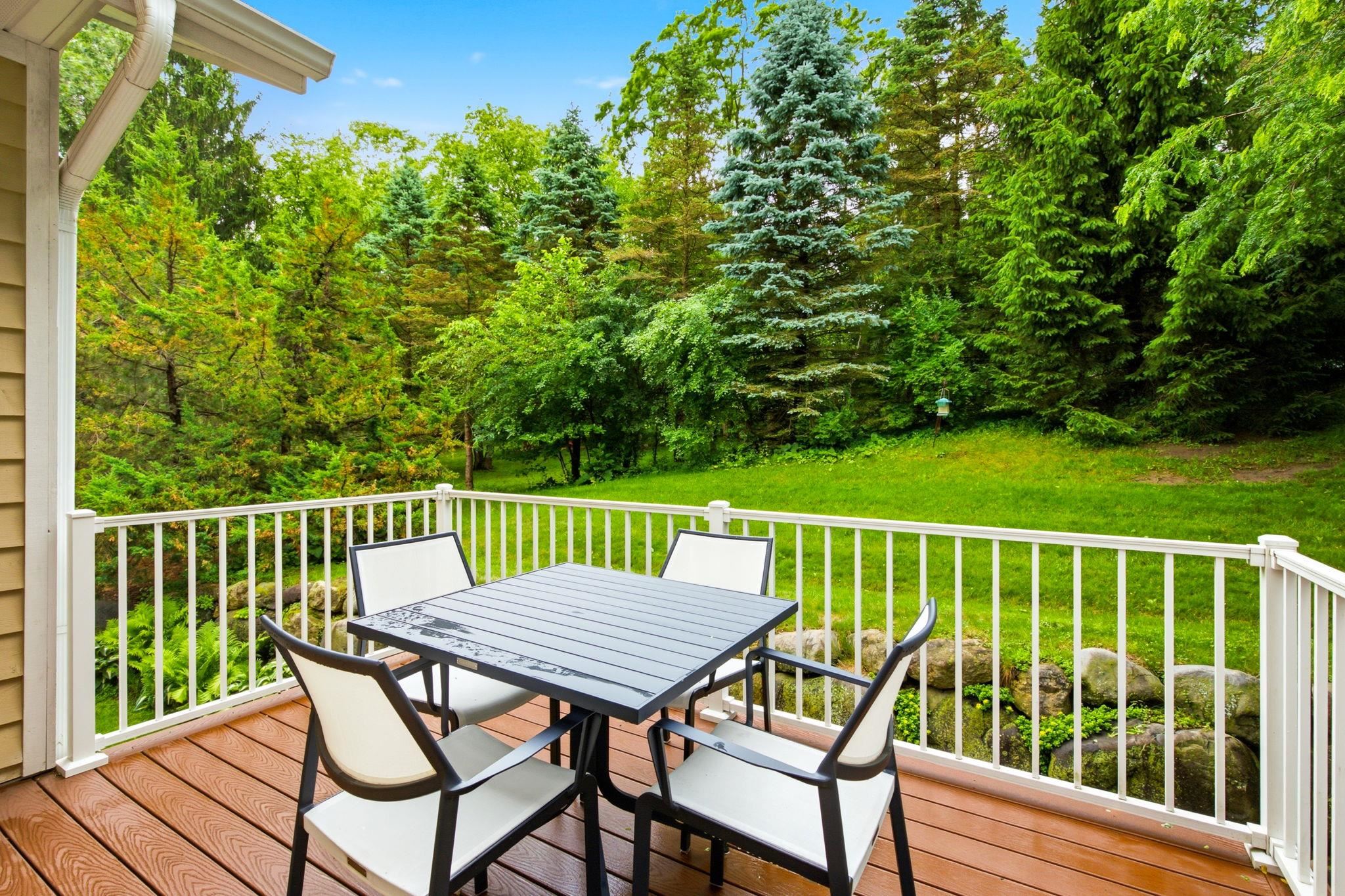 17 Glen Arbor Way