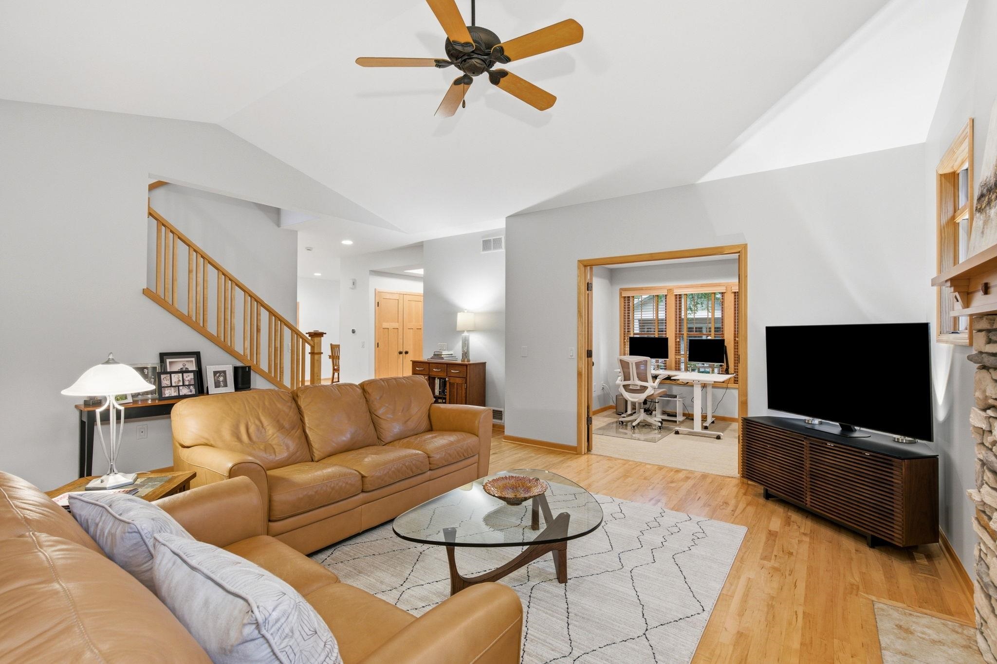 17 Glen Arbor Way