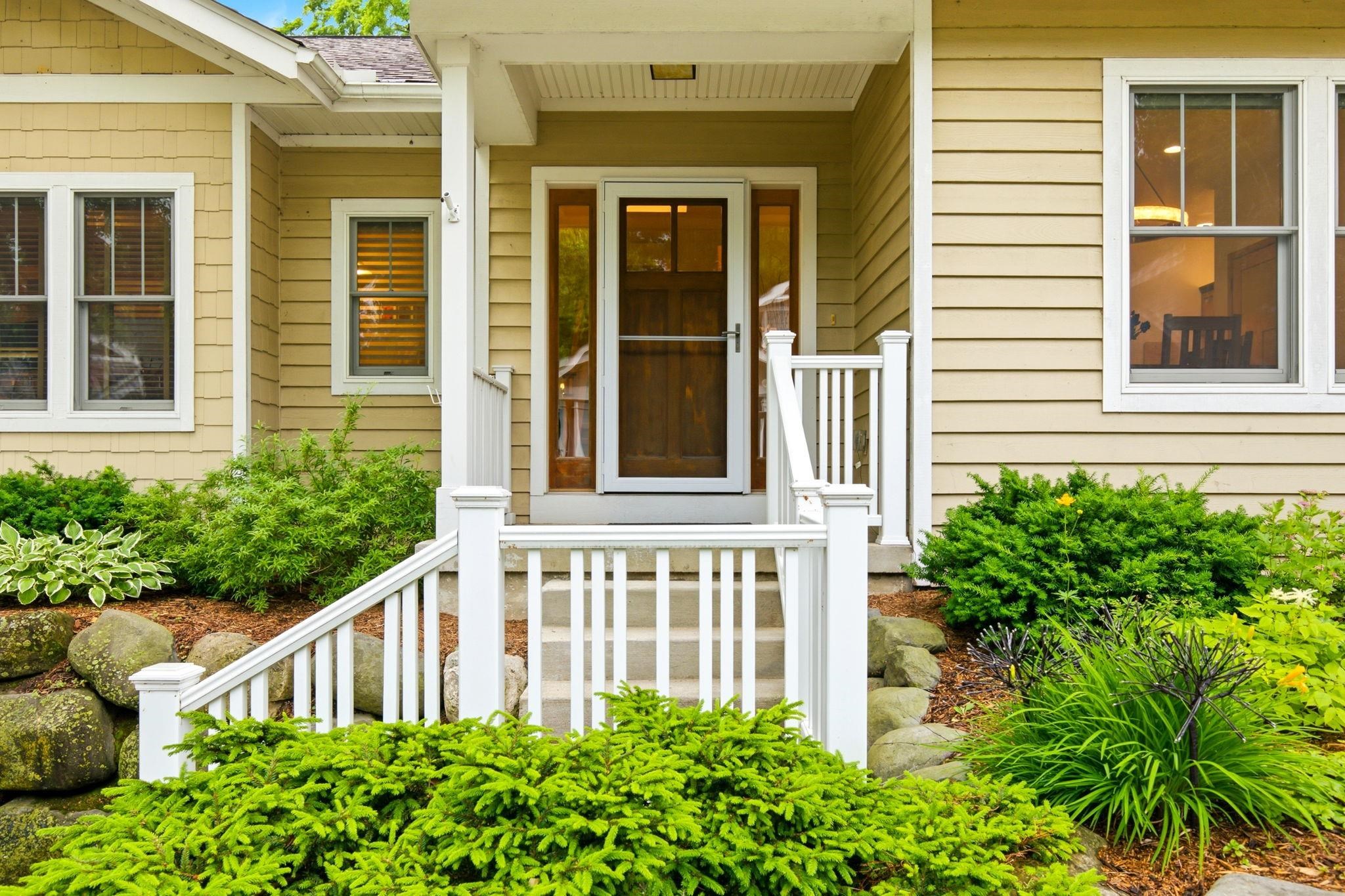 17 Glen Arbor Way