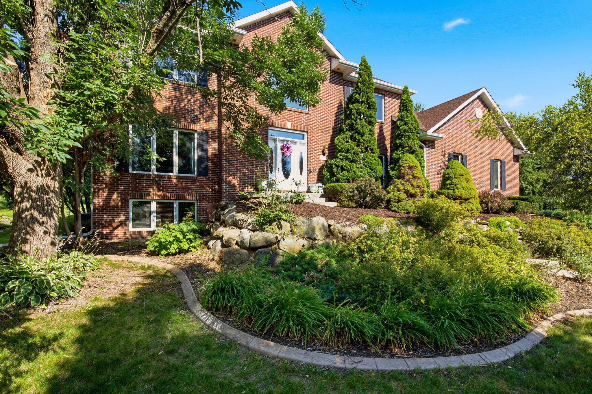 1802 Autumn Hill Drive