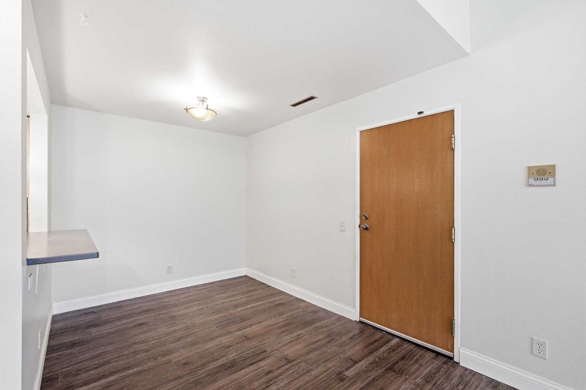 2233 Luann Lane 5