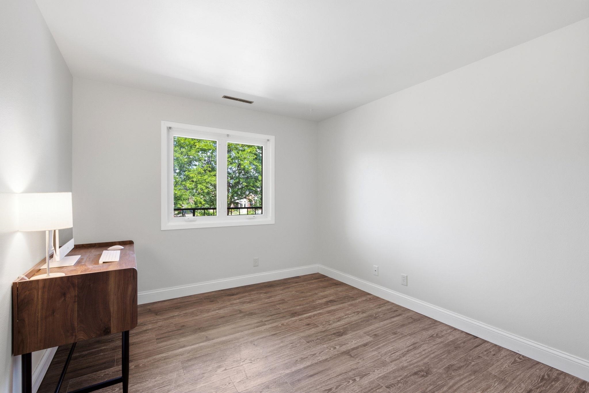 2233 Luann Lane 5