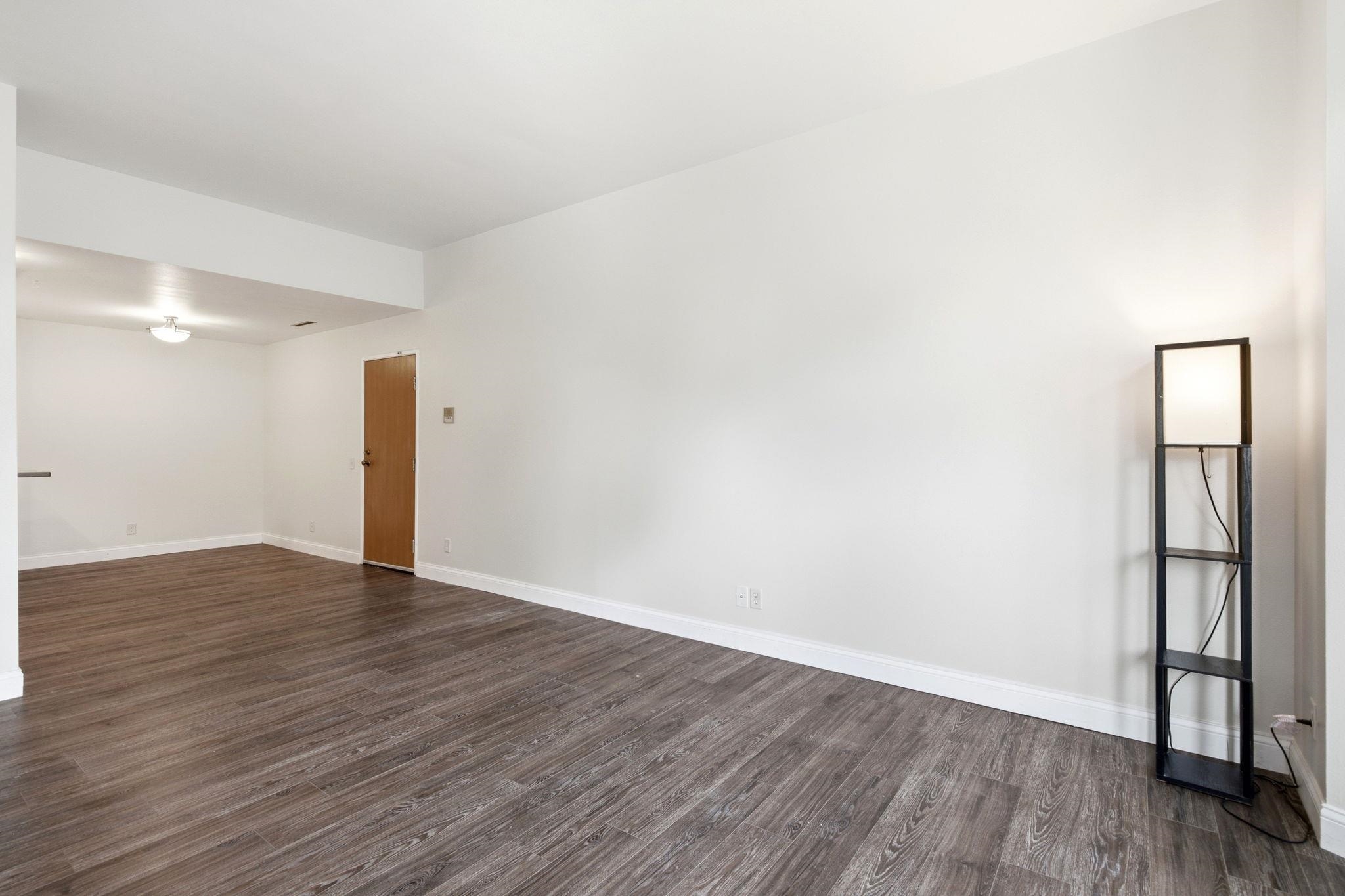 2233 Luann Lane 5
