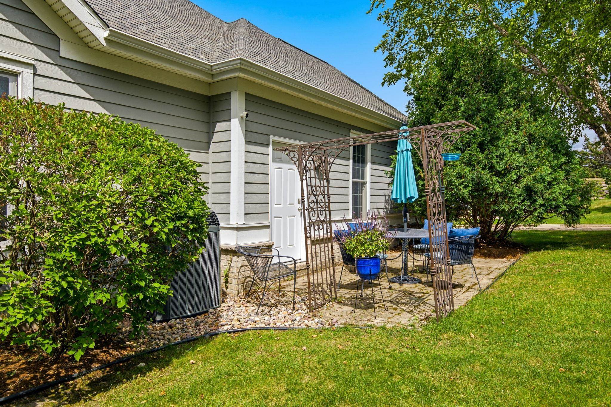 62 Settler Hill Circle
