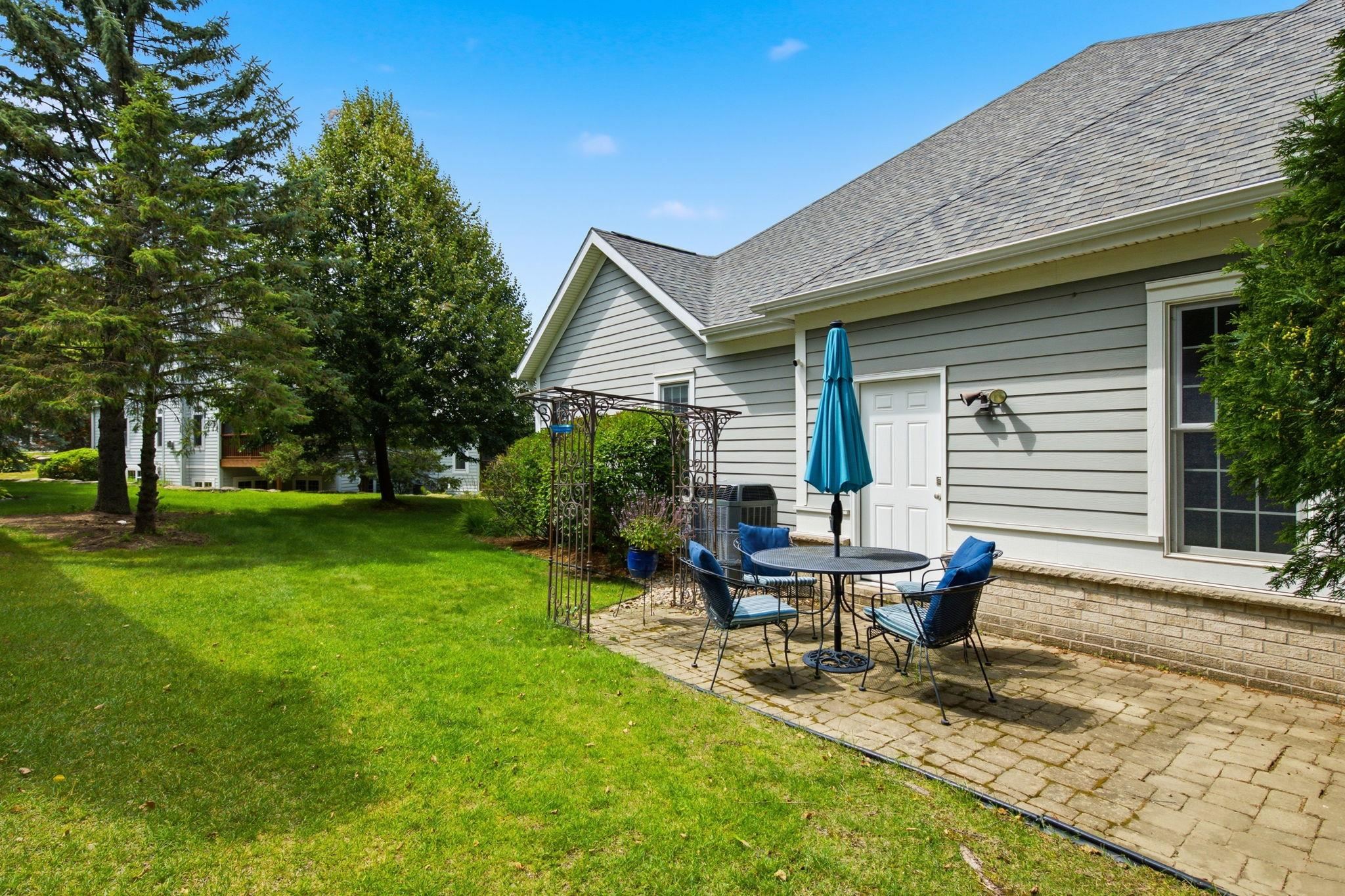 62 Settler Hill Circle