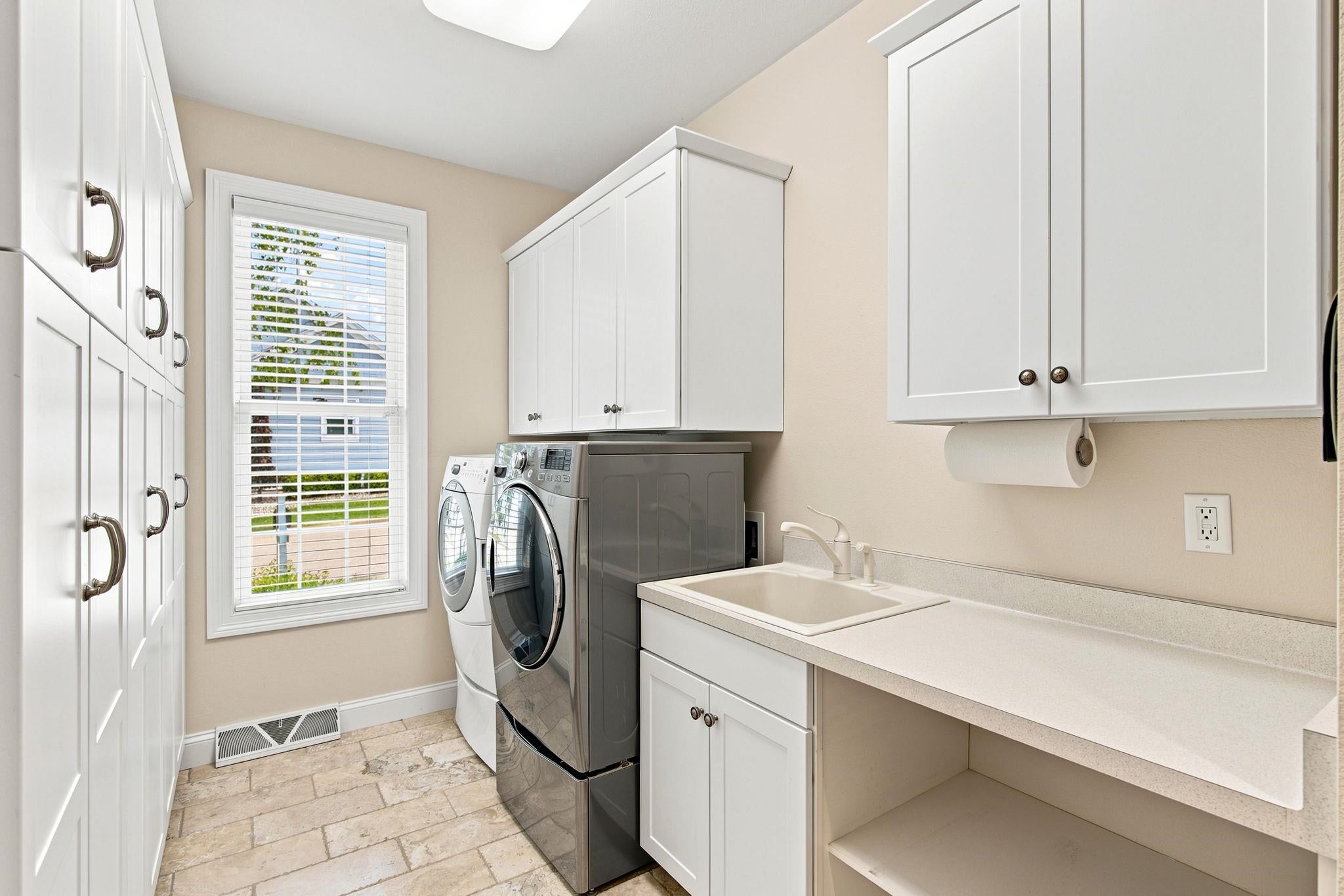 62 Settler Hill Circle