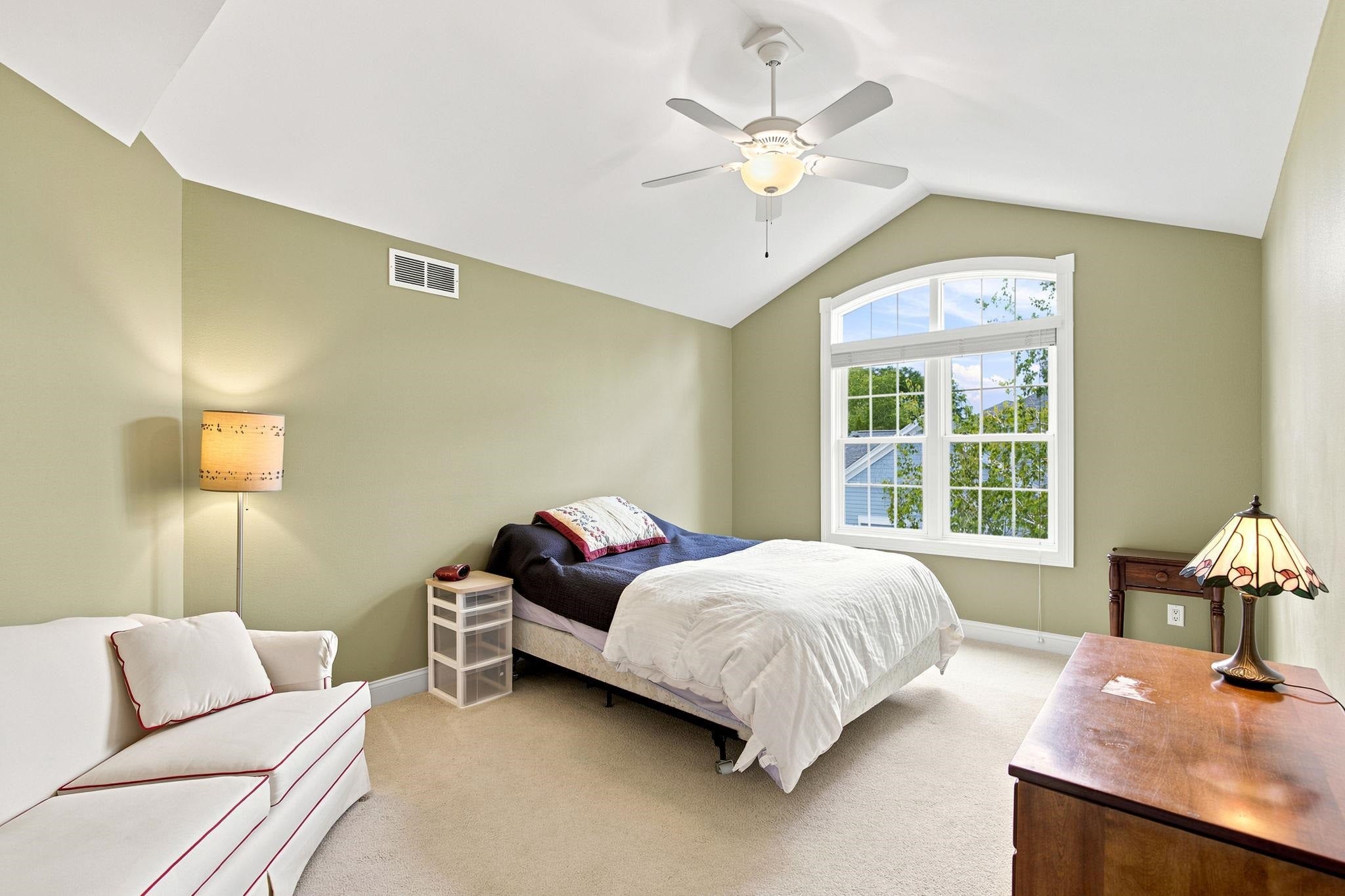 62 Settler Hill Circle