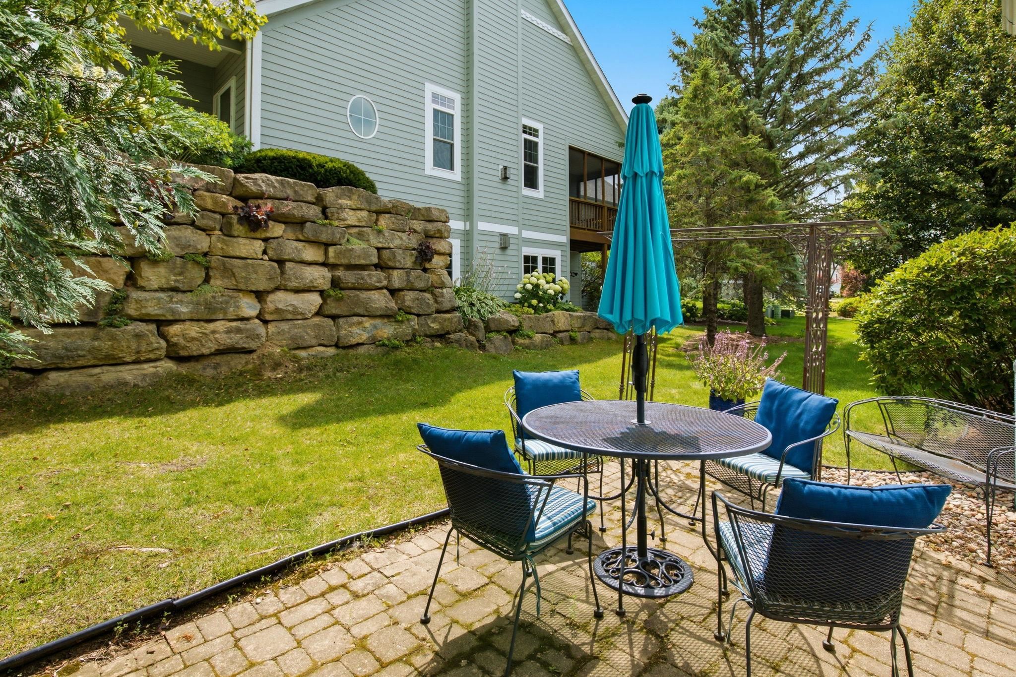 62 Settler Hill Circle