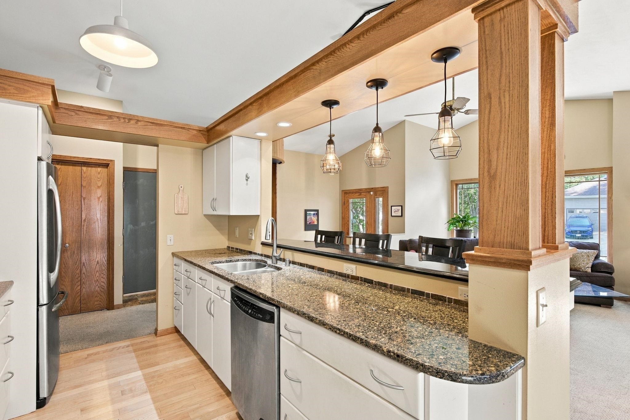 10 Apple Hill Circle