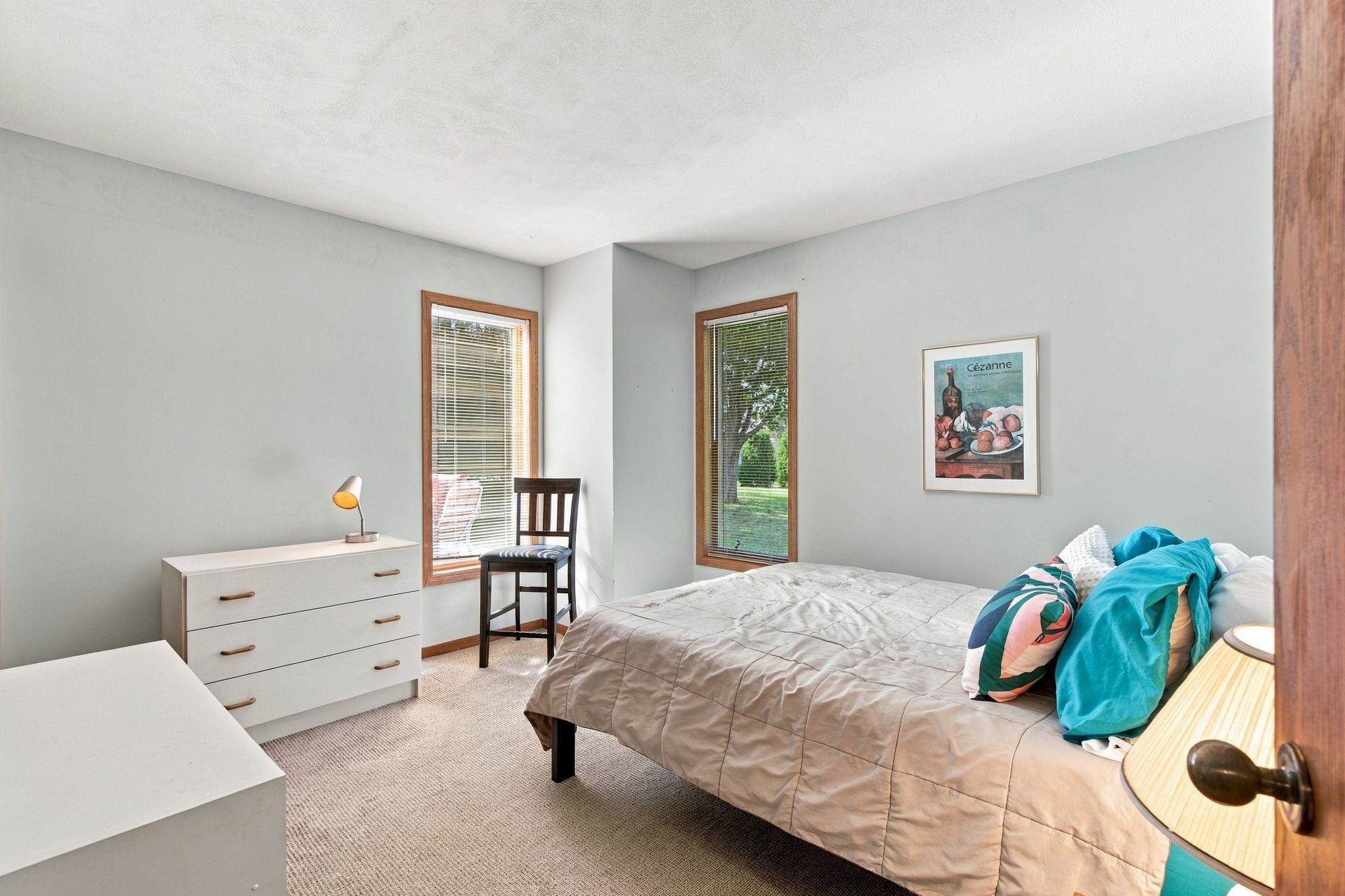 10 Apple Hill Circle