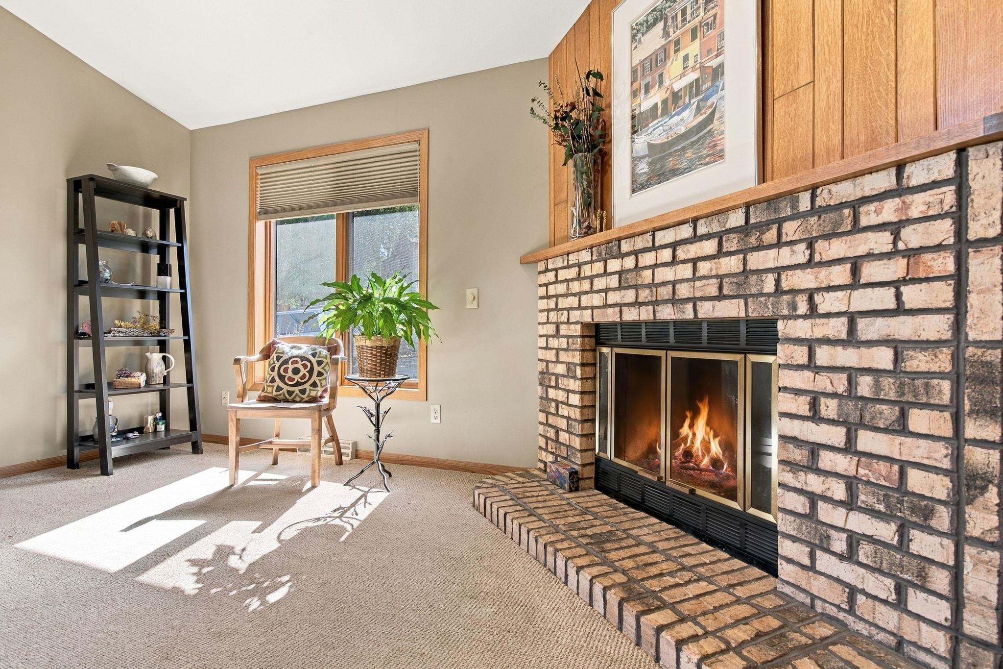 10 Apple Hill Circle