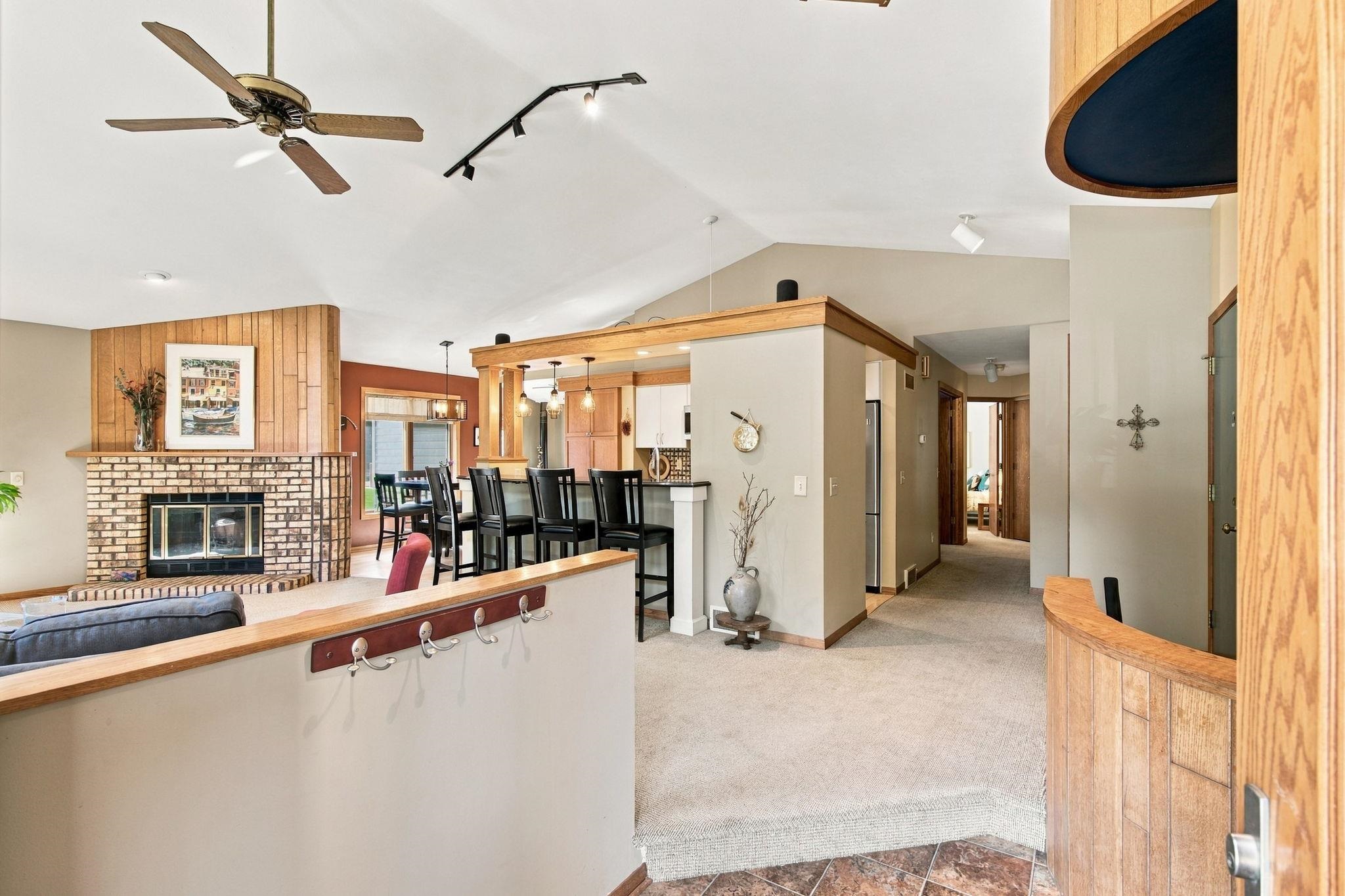 10 Apple Hill Circle
