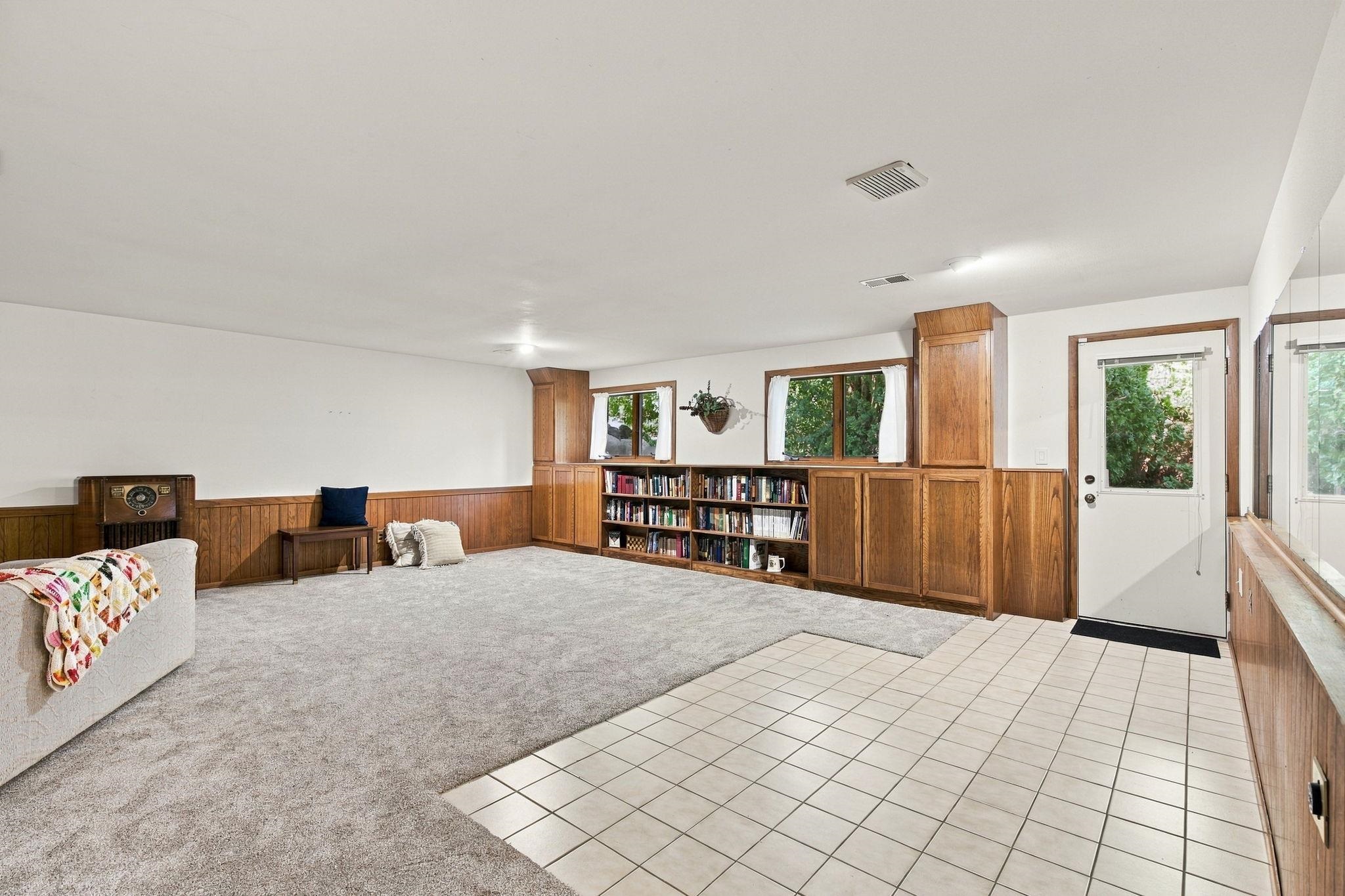 10 Apple Hill Circle