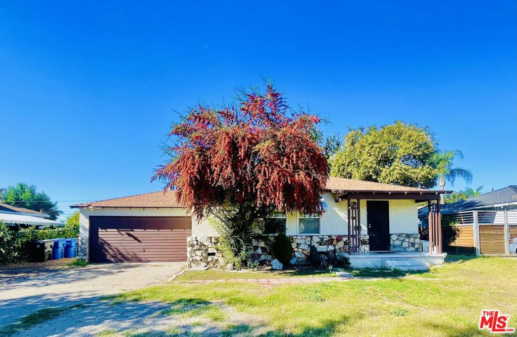 8469 Hatillo Avenue