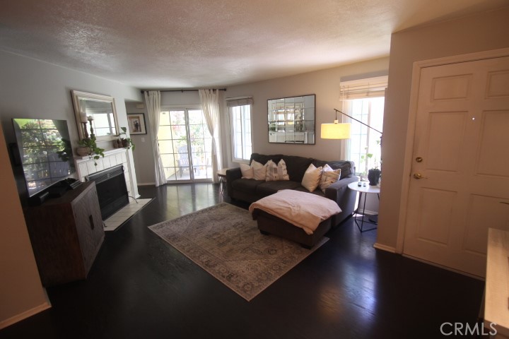 6608 Clybourn Avenue 89