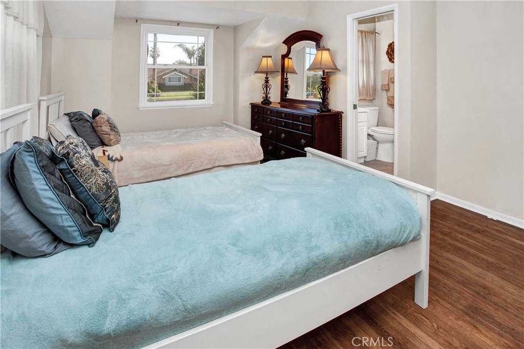 21025 Hemmingway Street