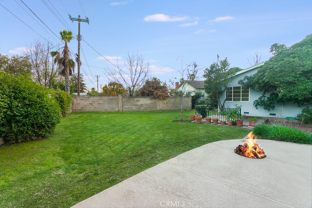 7942 Moorcroft Avenue