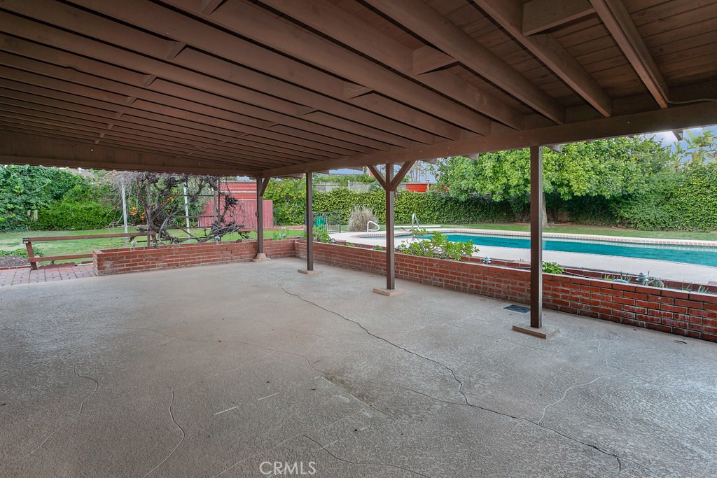 7942 Moorcroft Avenue