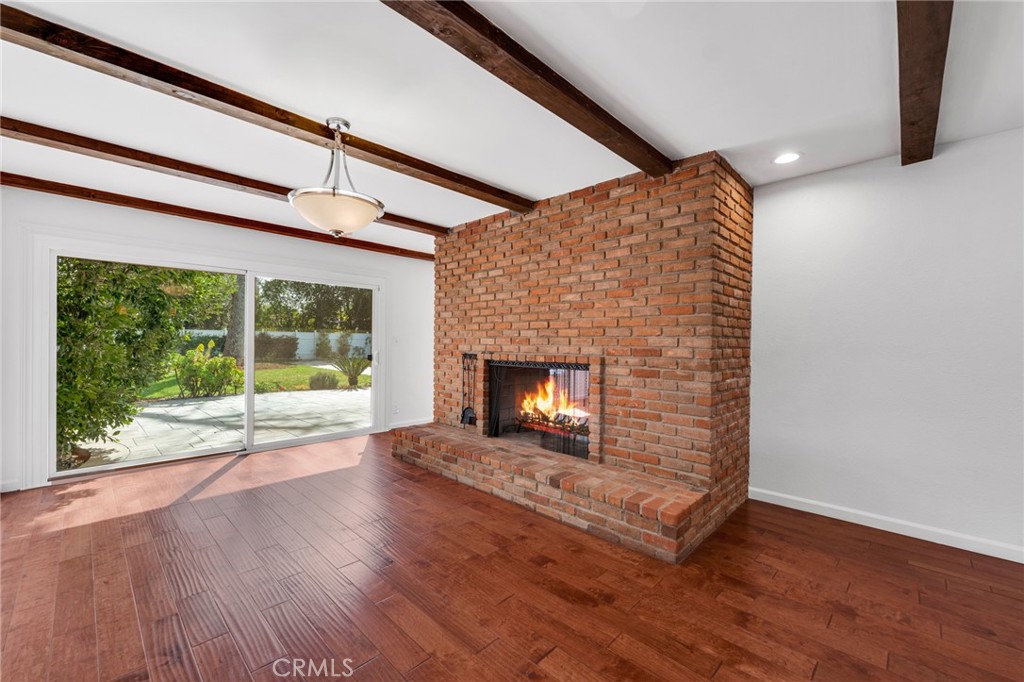 17950 Calvert Street