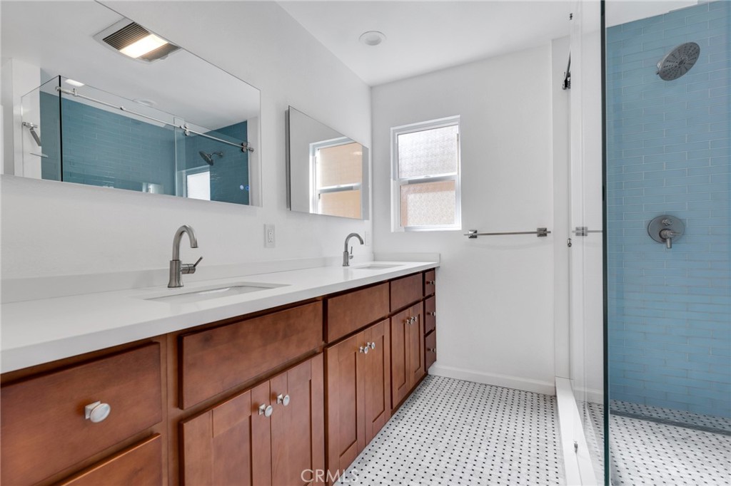 17950 Calvert Street